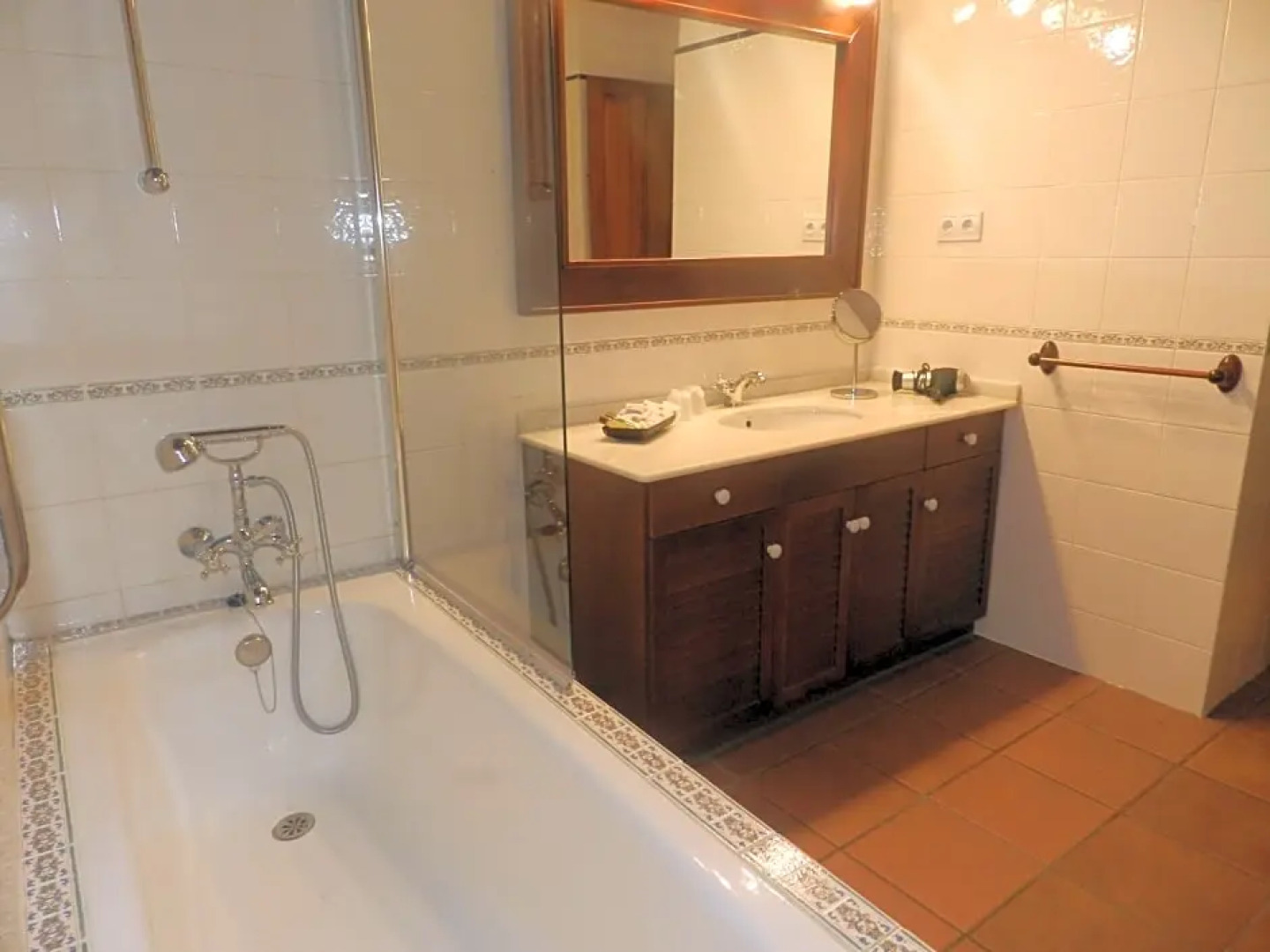 La Vereda ONLY ADULTS