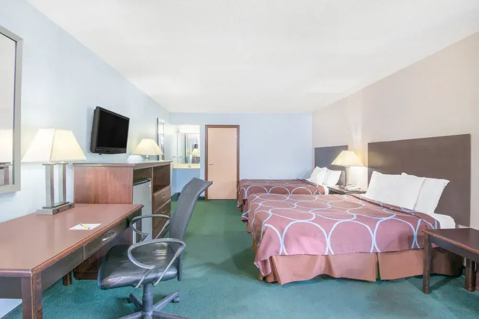 Super 8 by Wyndham Cleveland