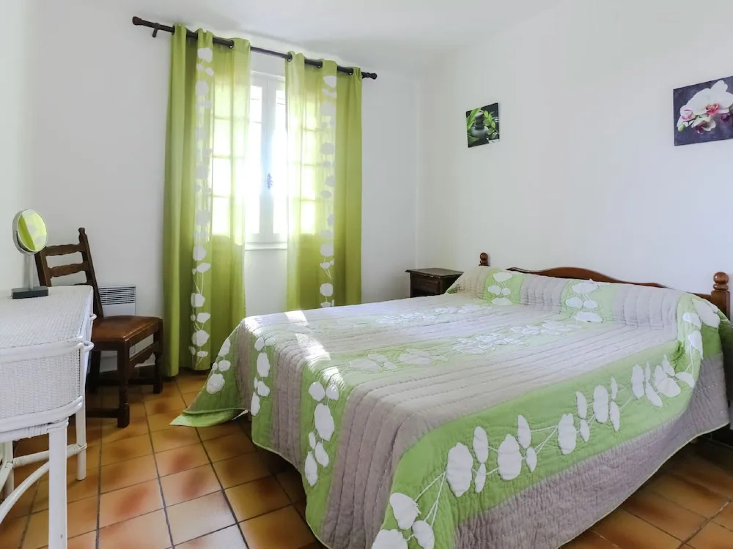 Boutique Holiday Home in Bormes-les-Mimosas with Pool