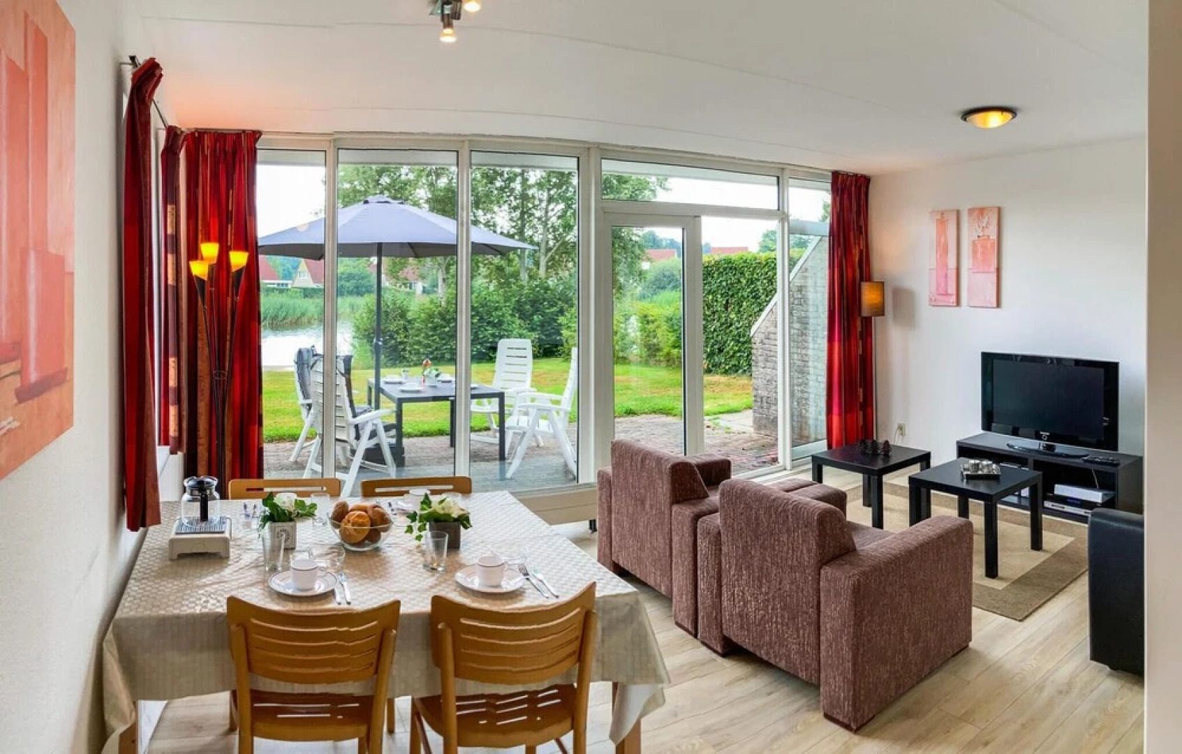 Nice Home in Vlagtwedde With Indoor Swimming Pool, Wifi and 3 Bedrooms