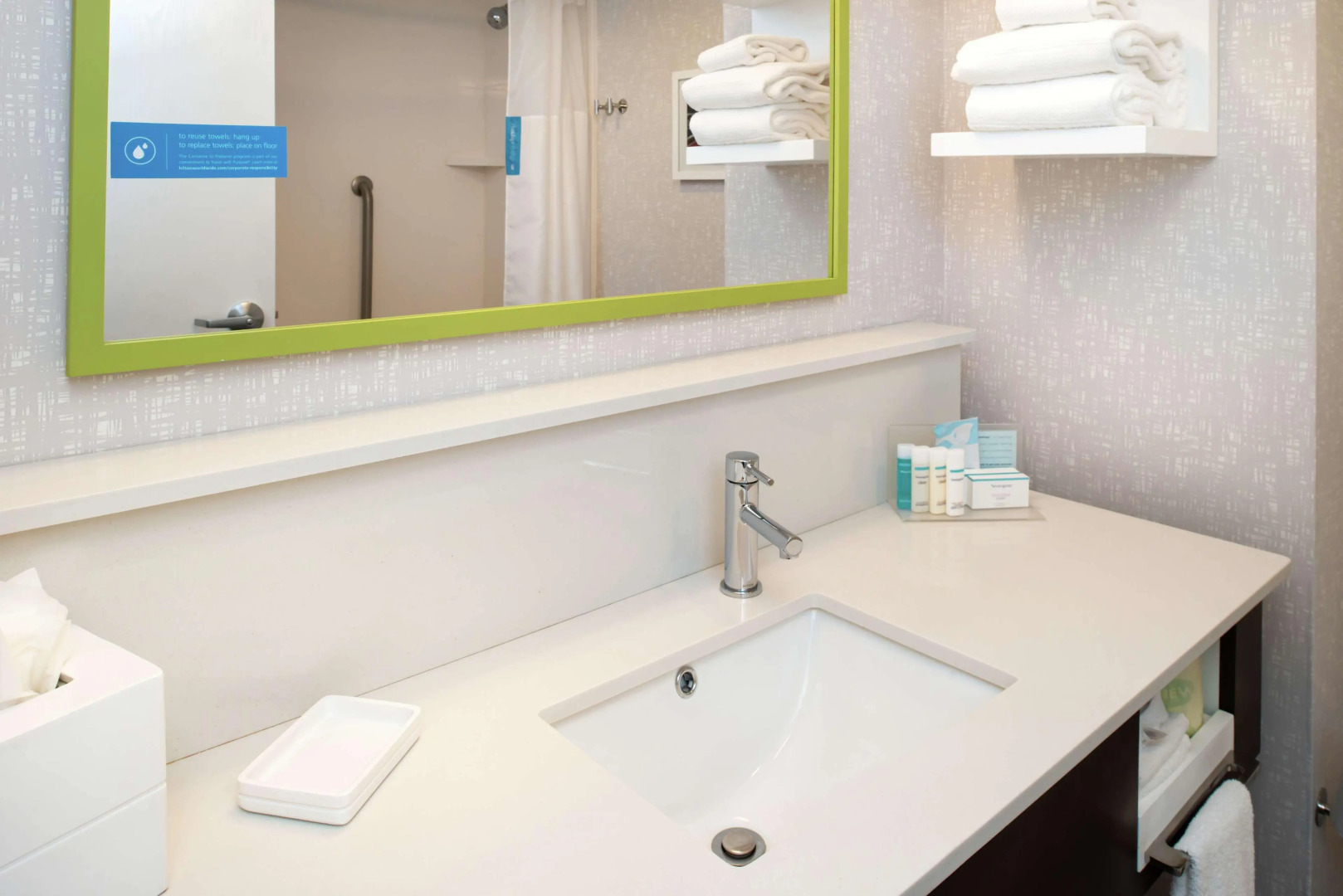 Hampton Inn Greensboro-Airport