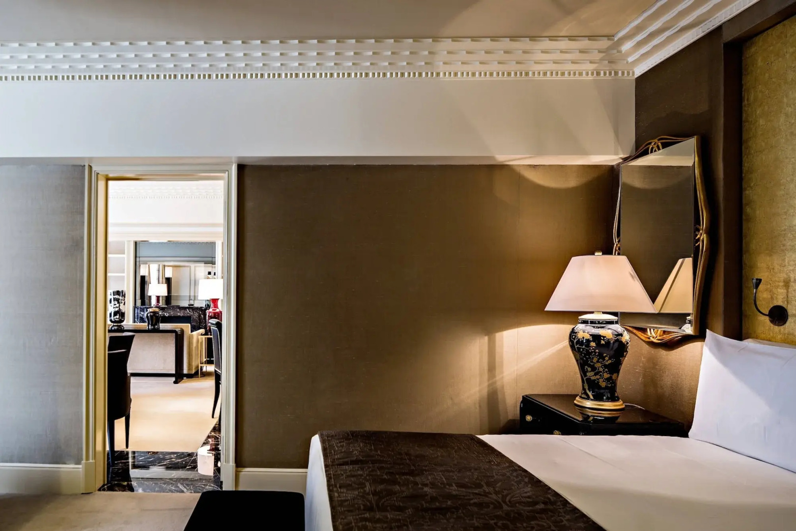 Prince de Galles, a Luxury Collection Hotel, Paris