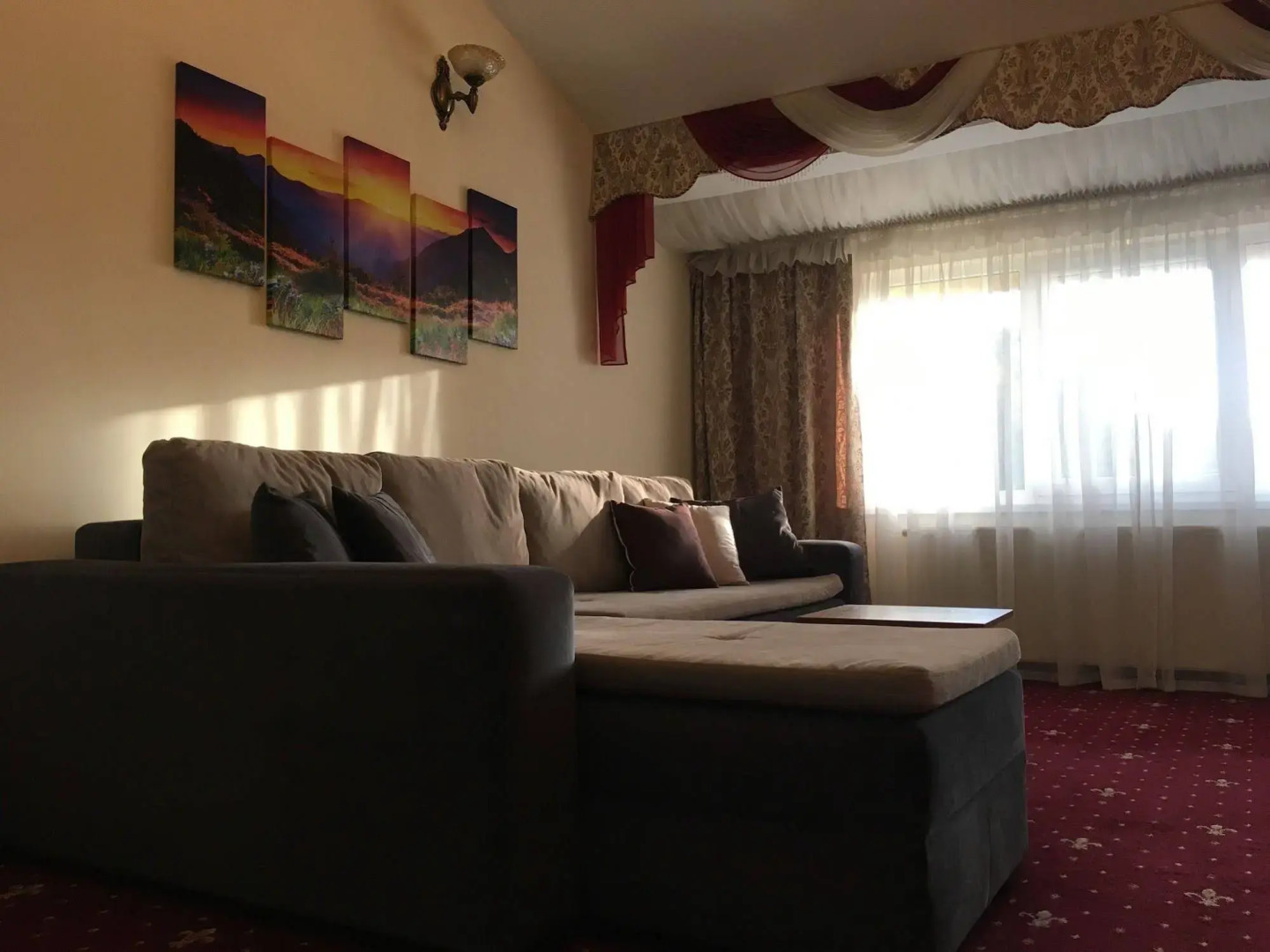 Отель «Леотель»