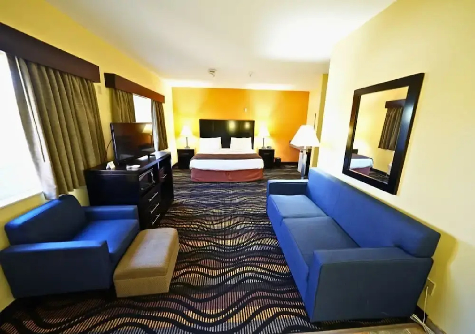 Rock Island Inn & Suites Streator IL