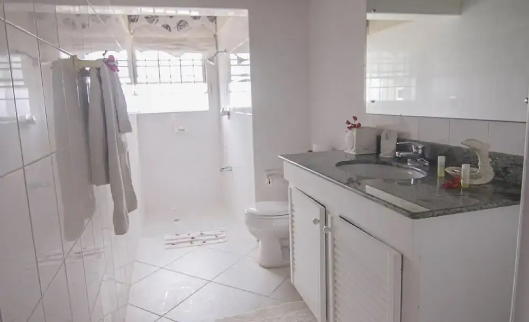 Sea Bliss Barbados -3 B R Villa w Staff