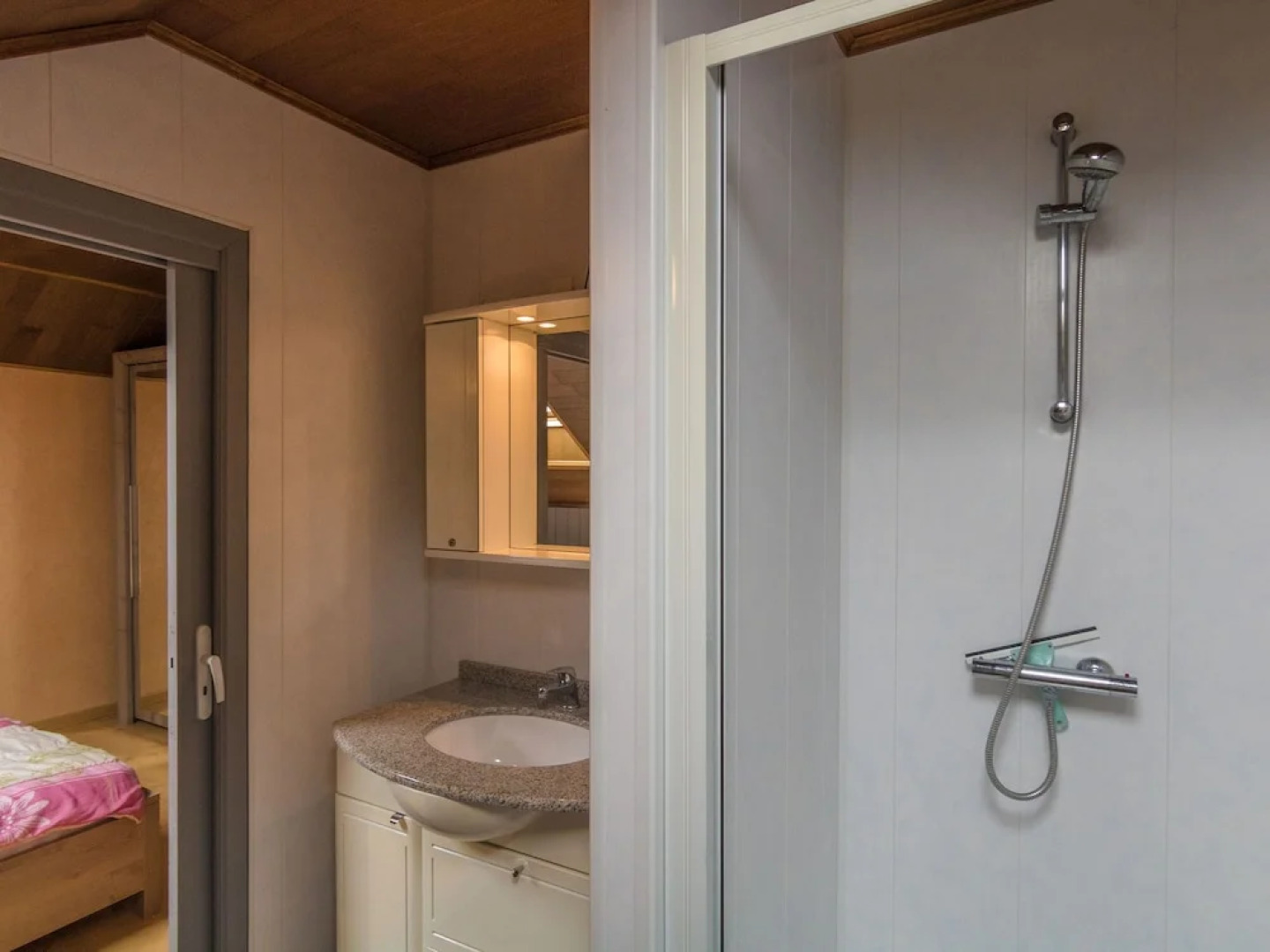 Two Comfortable Houses With Swimming Pool Near Monbazillac and Bergerac