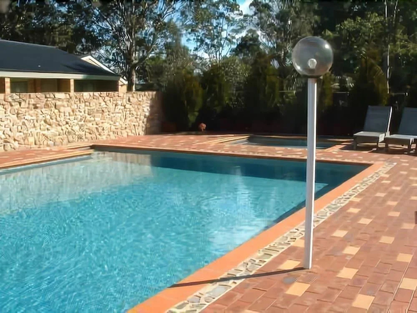 Bairnsdale Motor Inn