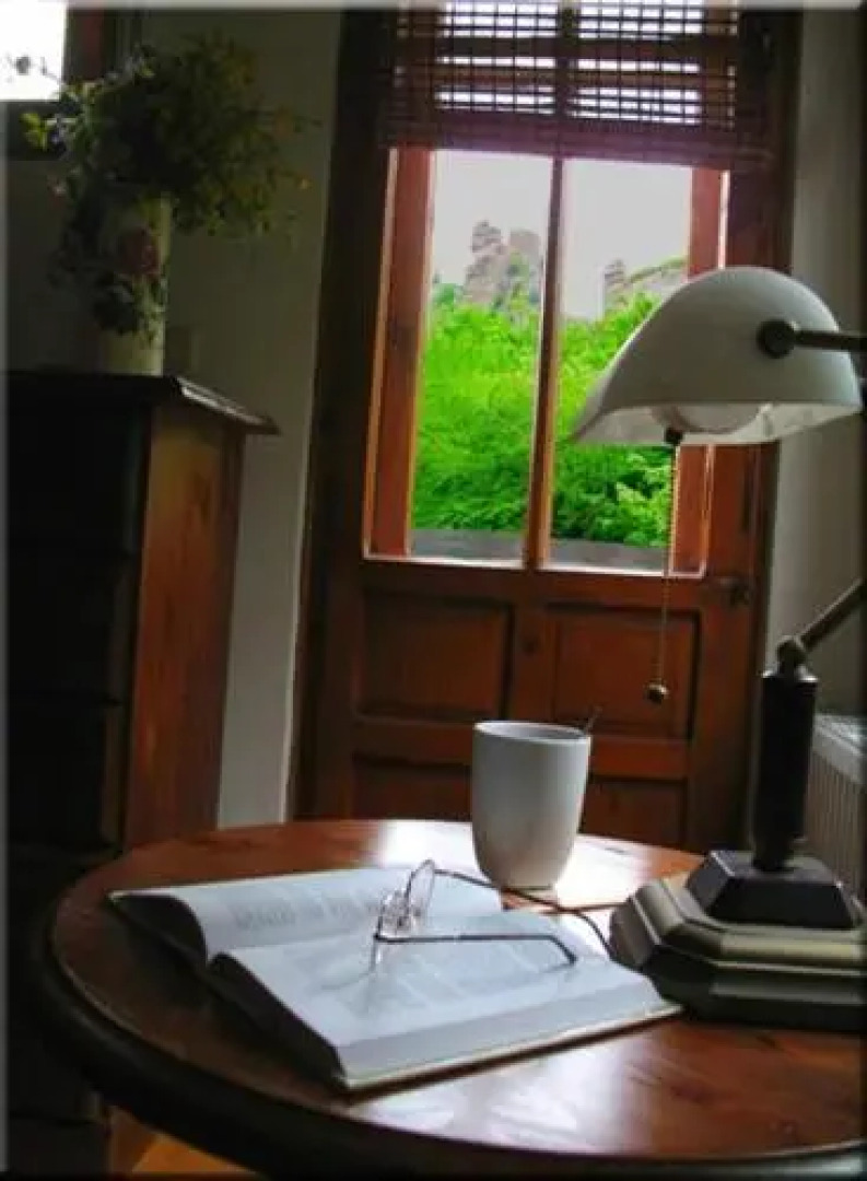 Guest House & Bistro Castle Cottage