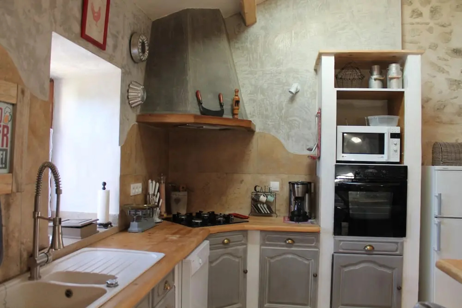 Le Perce Neige Les bruyères de Gaschon