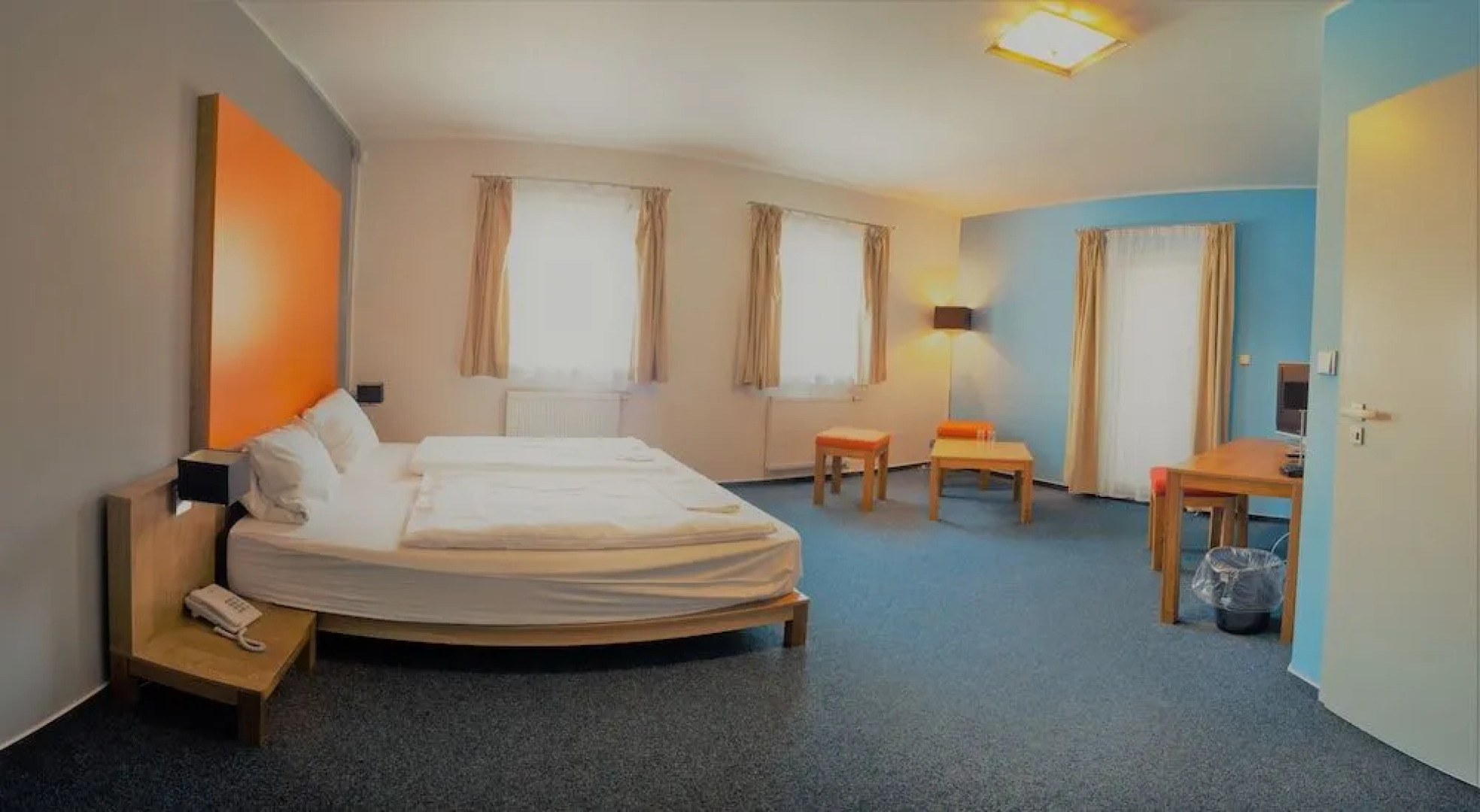 Hotel Star 1 a Hotel Star 2