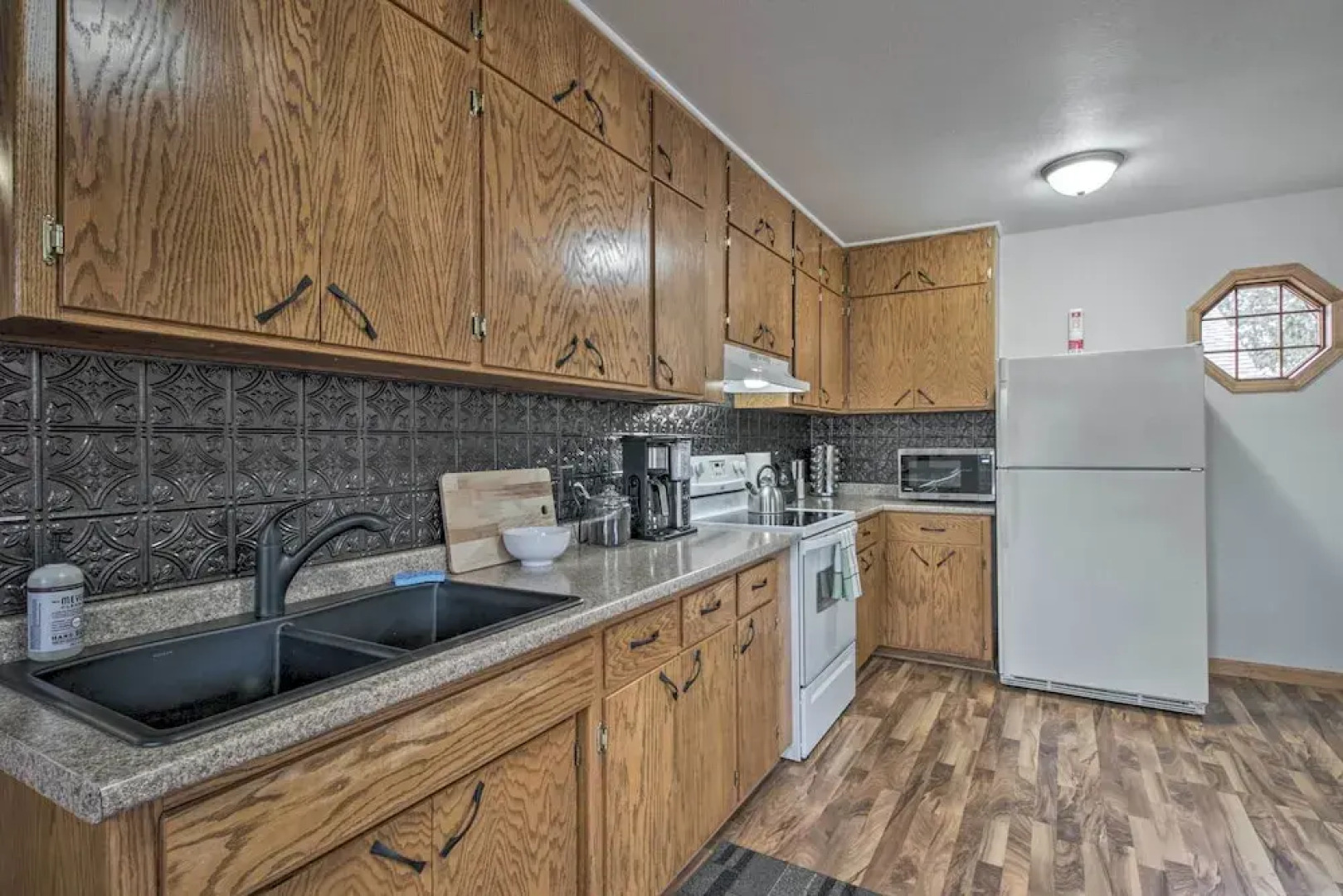 Dog-friendly Crosby Home w/ Bike Storage!