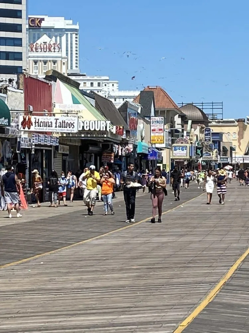 Scottish Inns and Suites