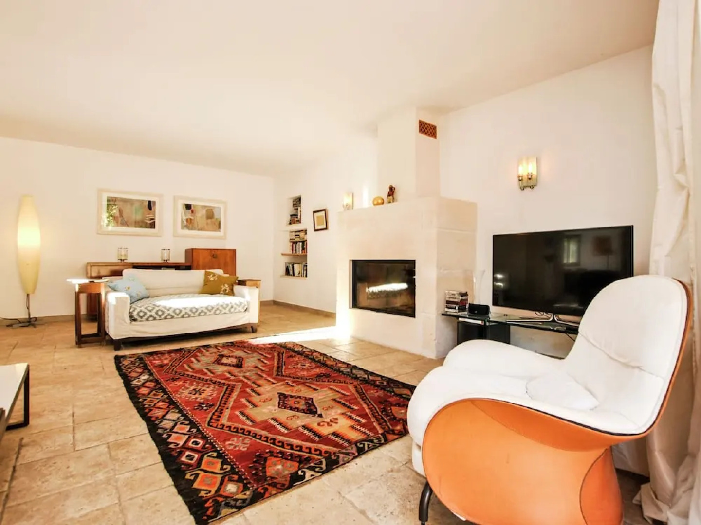 Luxurious Mansion in Montuïri With Sauna