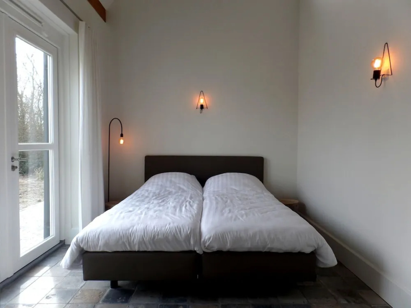 Beautiful Detached 10 Person House Within Walking Distance of the Beach in Ouddorp