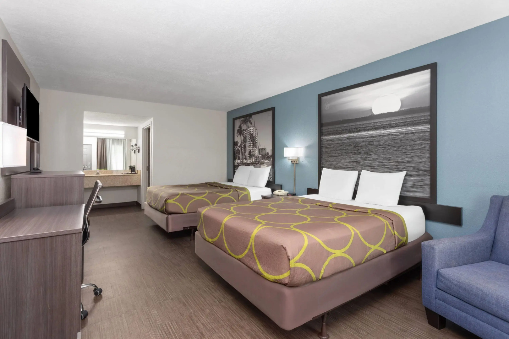 Super 8 by Wyndham Dania/Fort Lauderdale Arpt