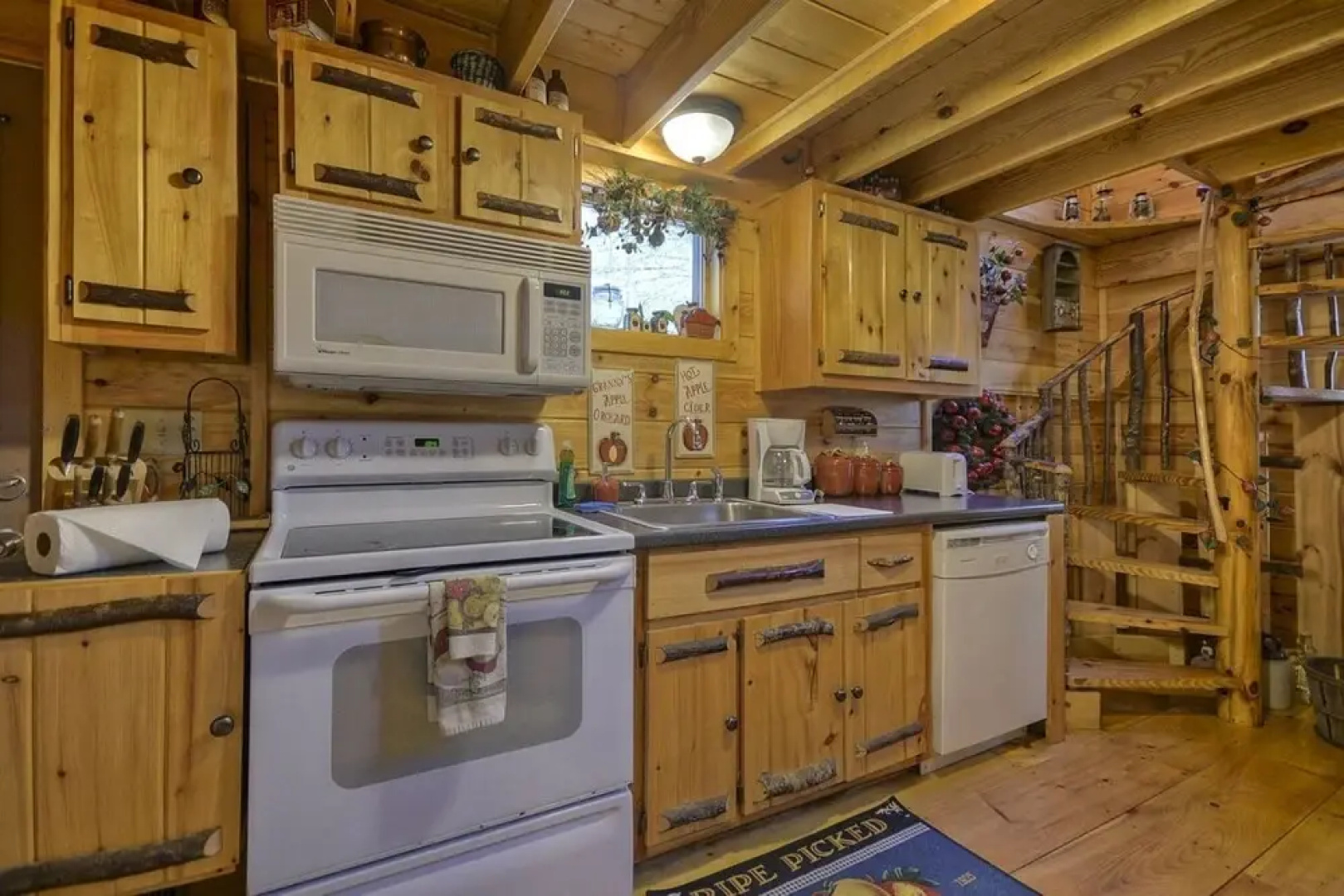 Broken Arrow Lodge Blue Ridge Cabin Rental