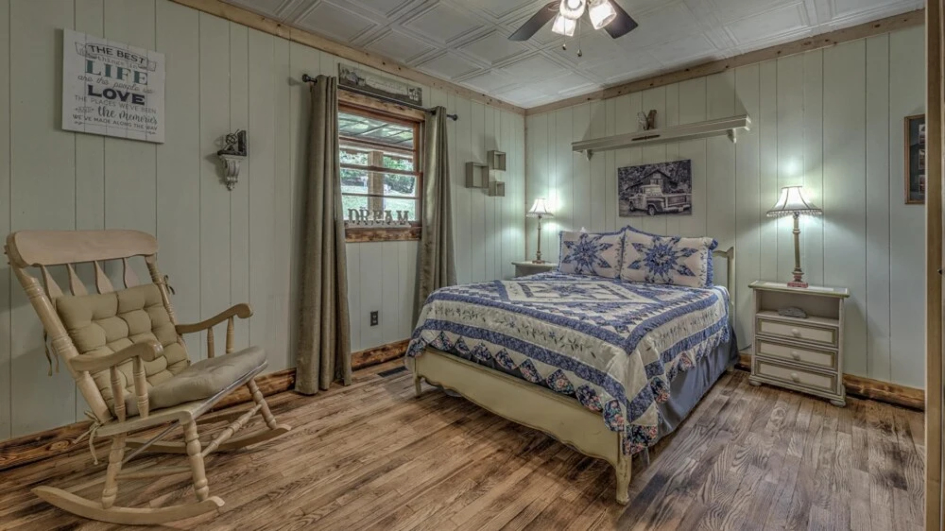 Ralph and Irene's by Escape to Blue Ridge
