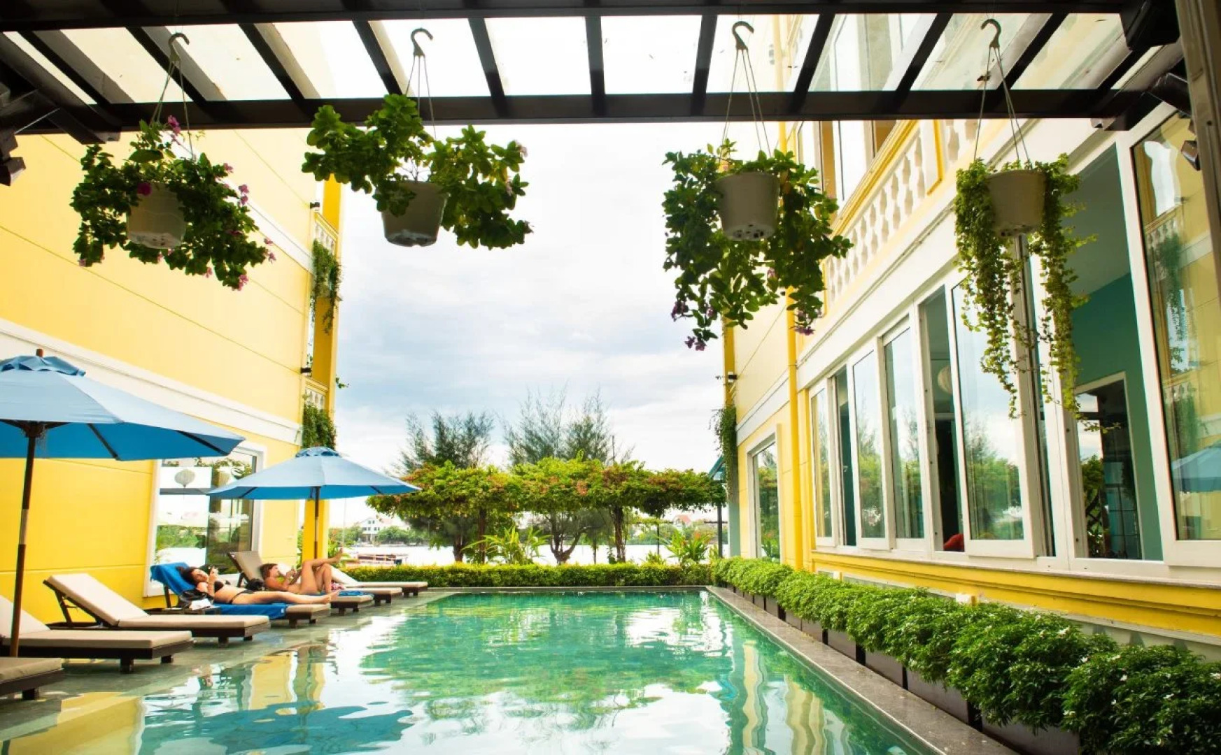 Triple Riverside Villa Hotel Hoian