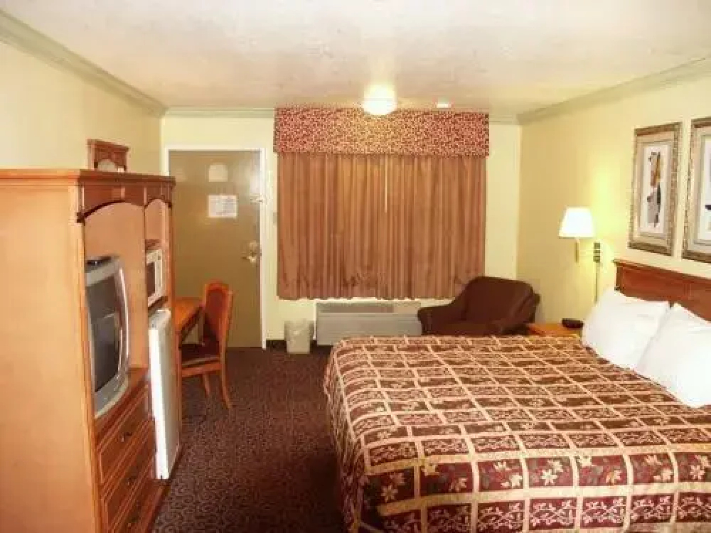 Willow Tree Inn