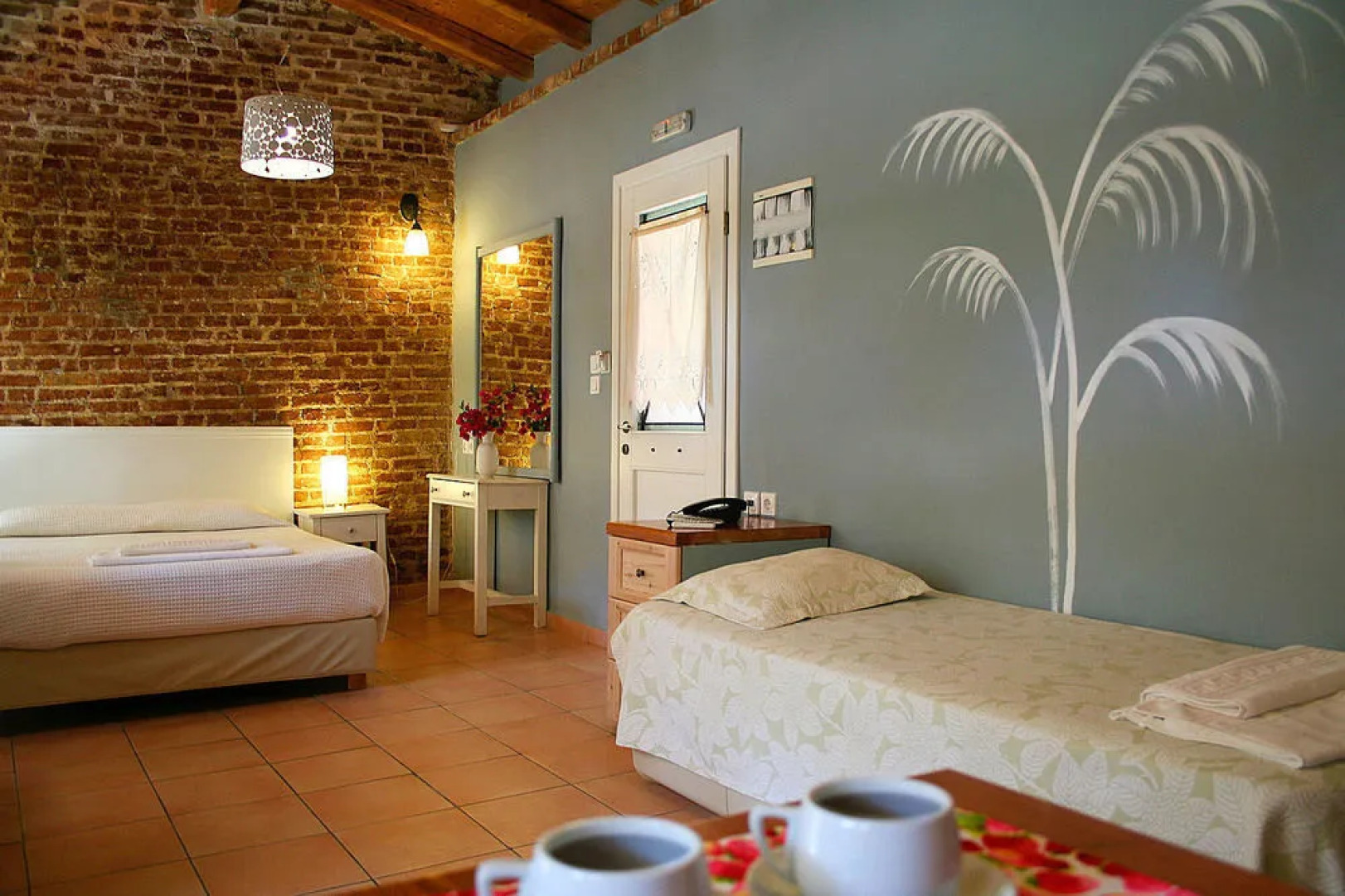 Zefiros Traditional Hotel