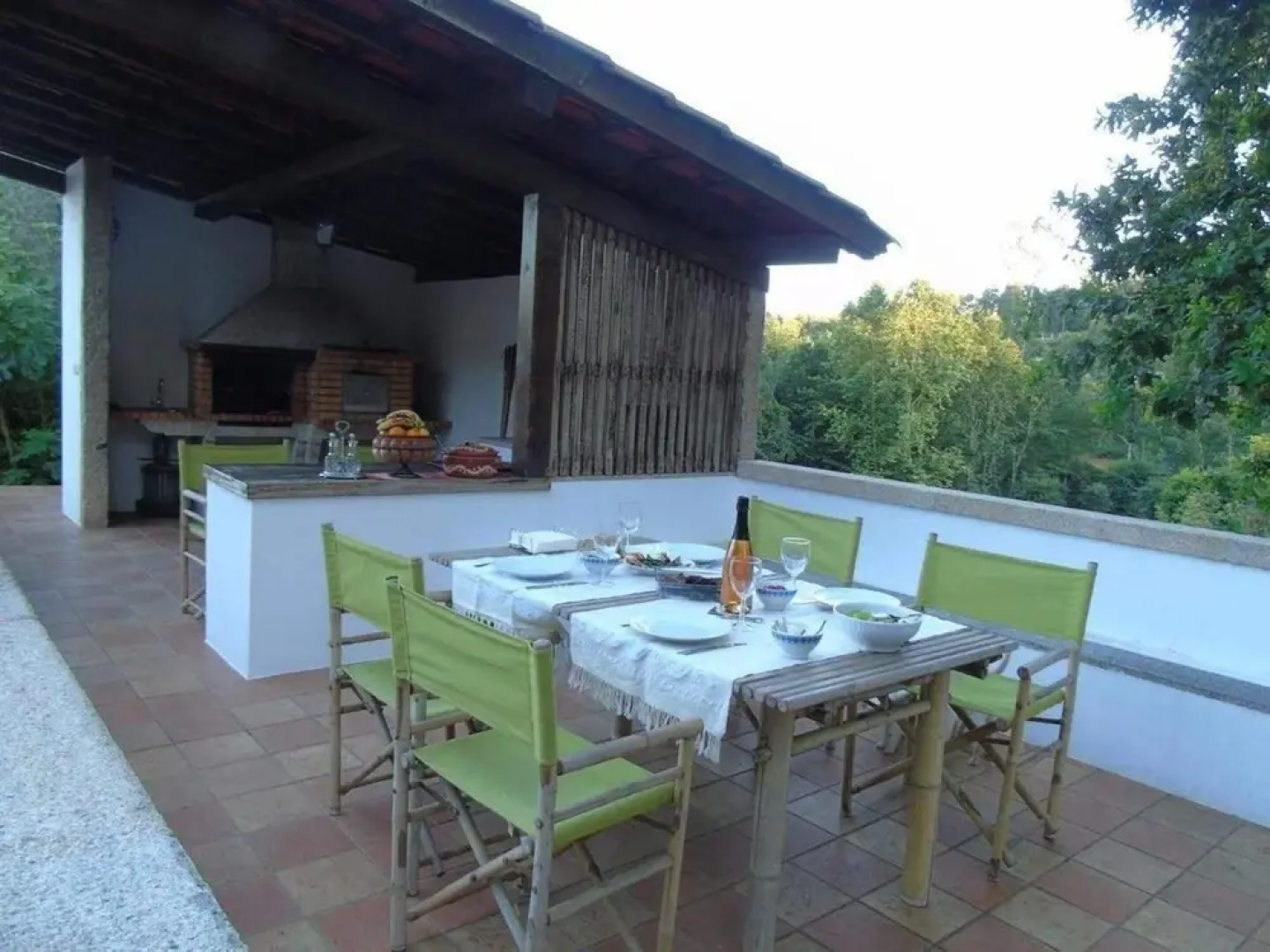 House With 3 Bedrooms in Molares , With Shared Pool, Furnished Garden and Wifi