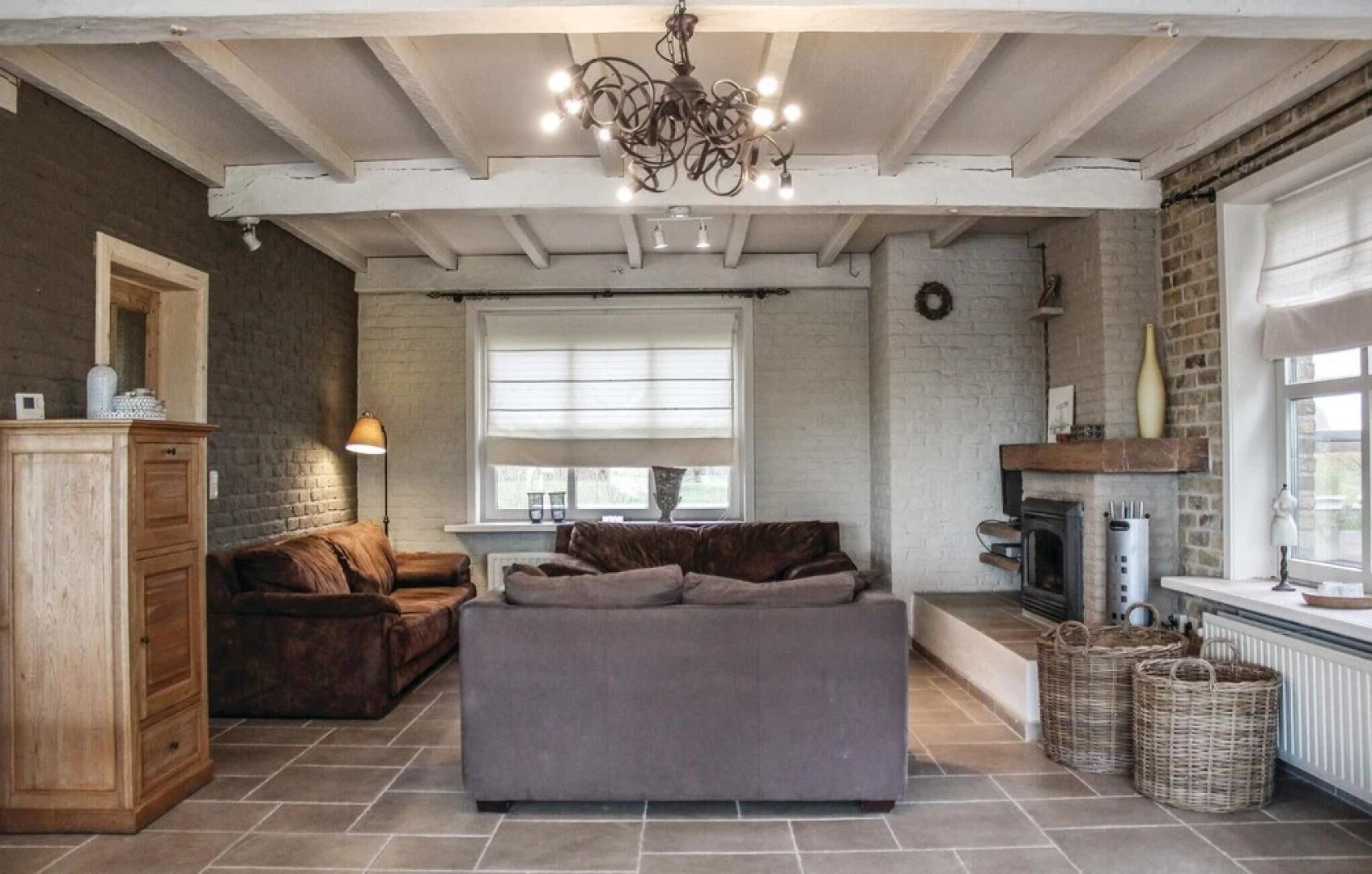 Nice Home in Lo-reninge With 6 Bedrooms, Jacuzzi and Wifi