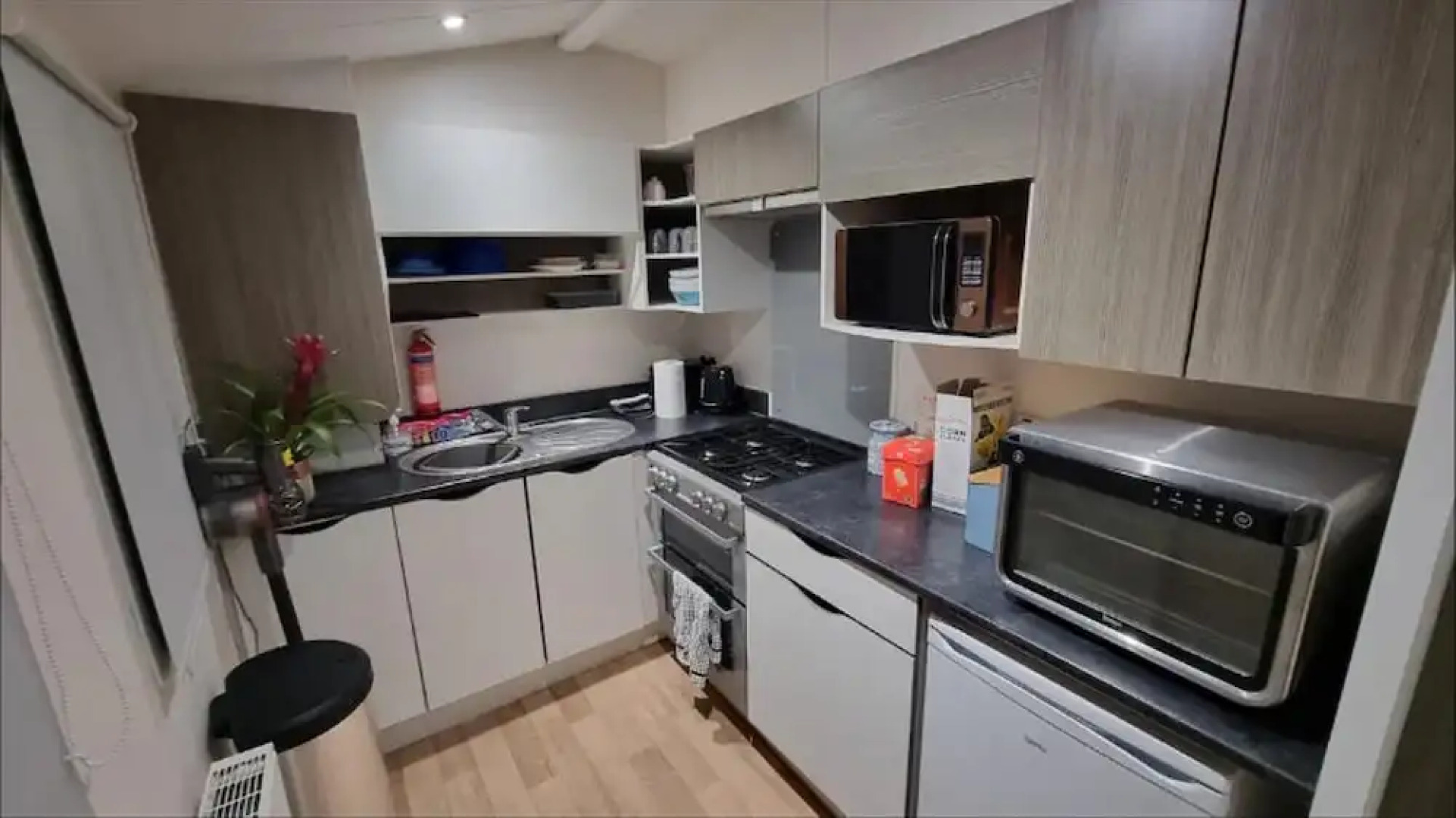 Seaside Holiday Park 4-bed Caravan in Heysham