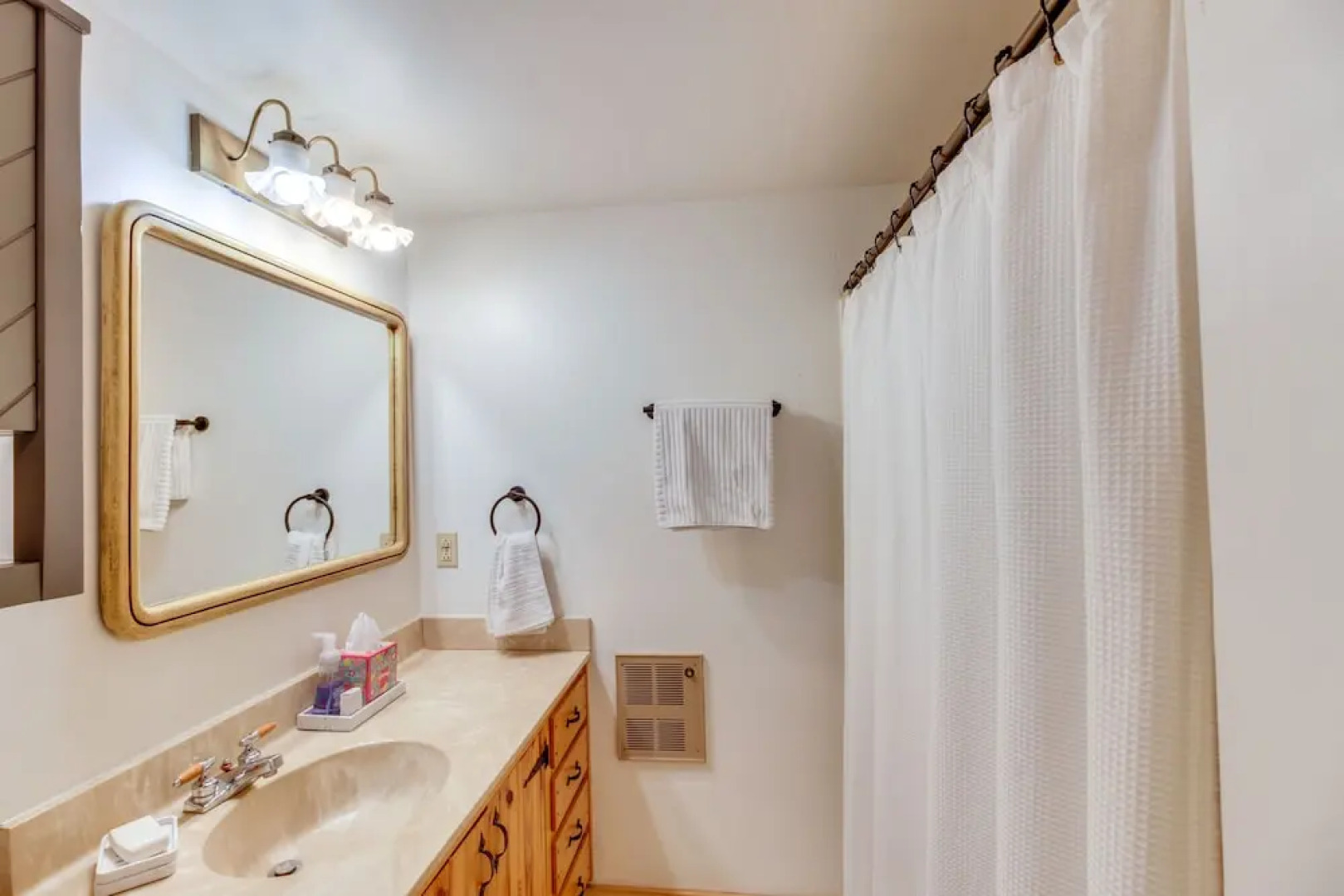 Lakefront Park Rapids Cabin w/ Decks & Boat Dock!