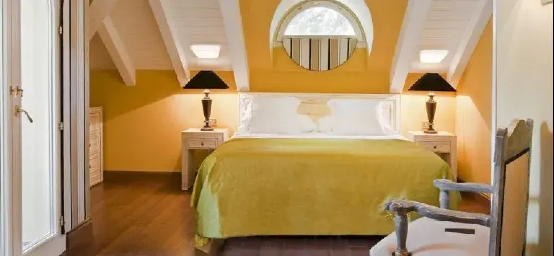 CastaDiva Residences