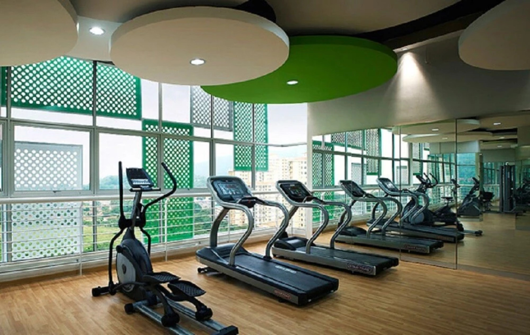 3BdR&2Bth condo Middle of Penang