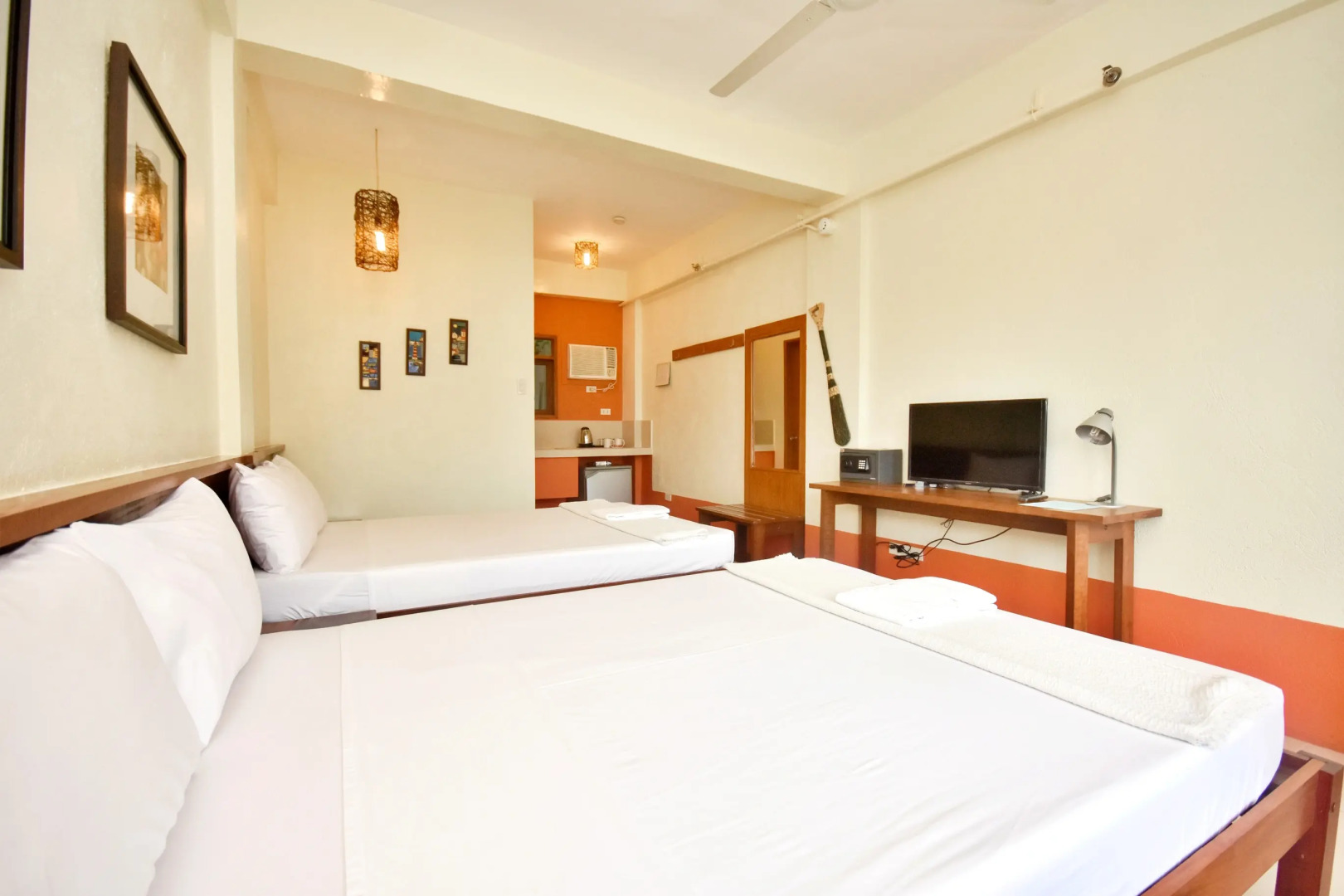 Agos Boracay Rooms + Beds