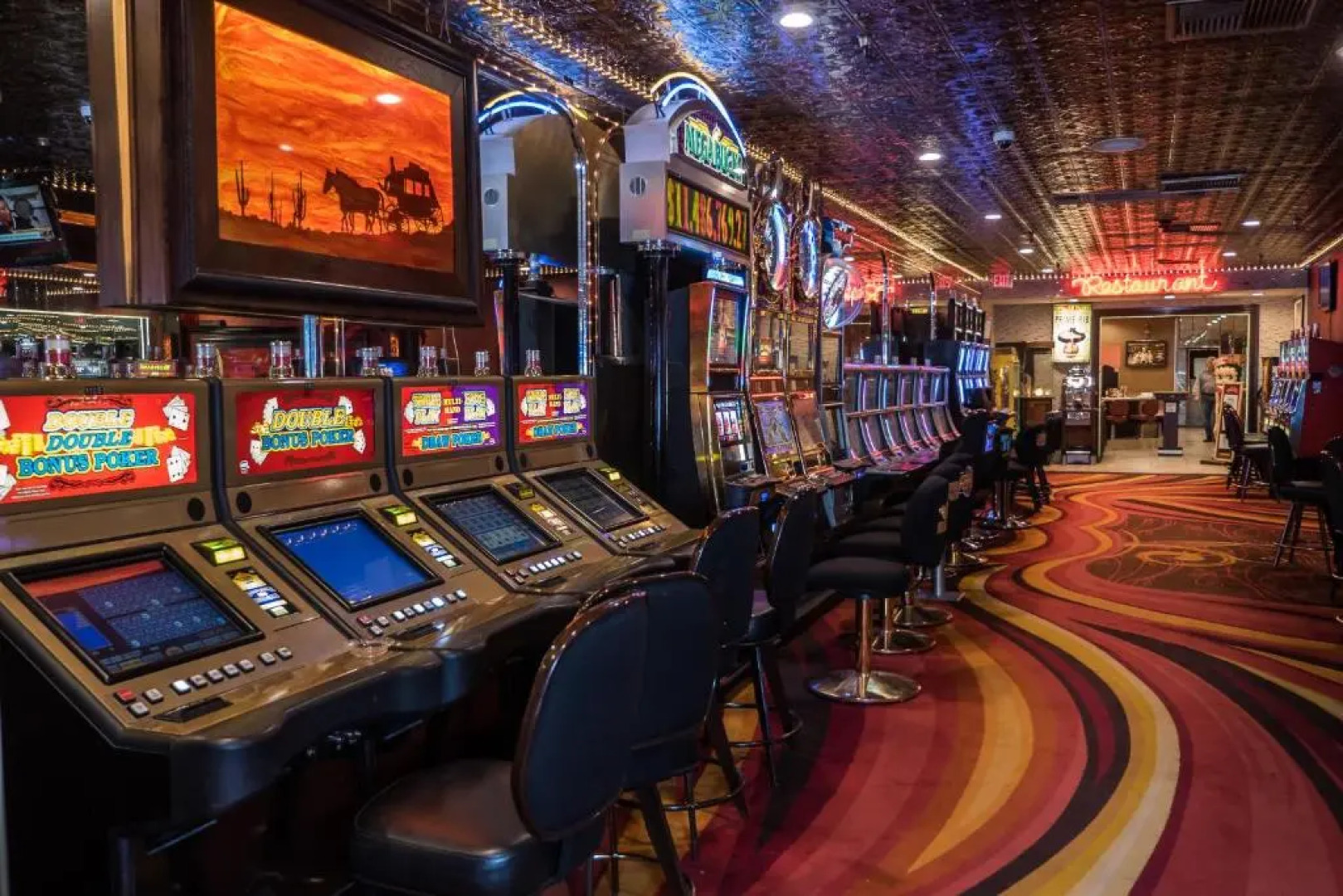 Skyline Hotel & Casino