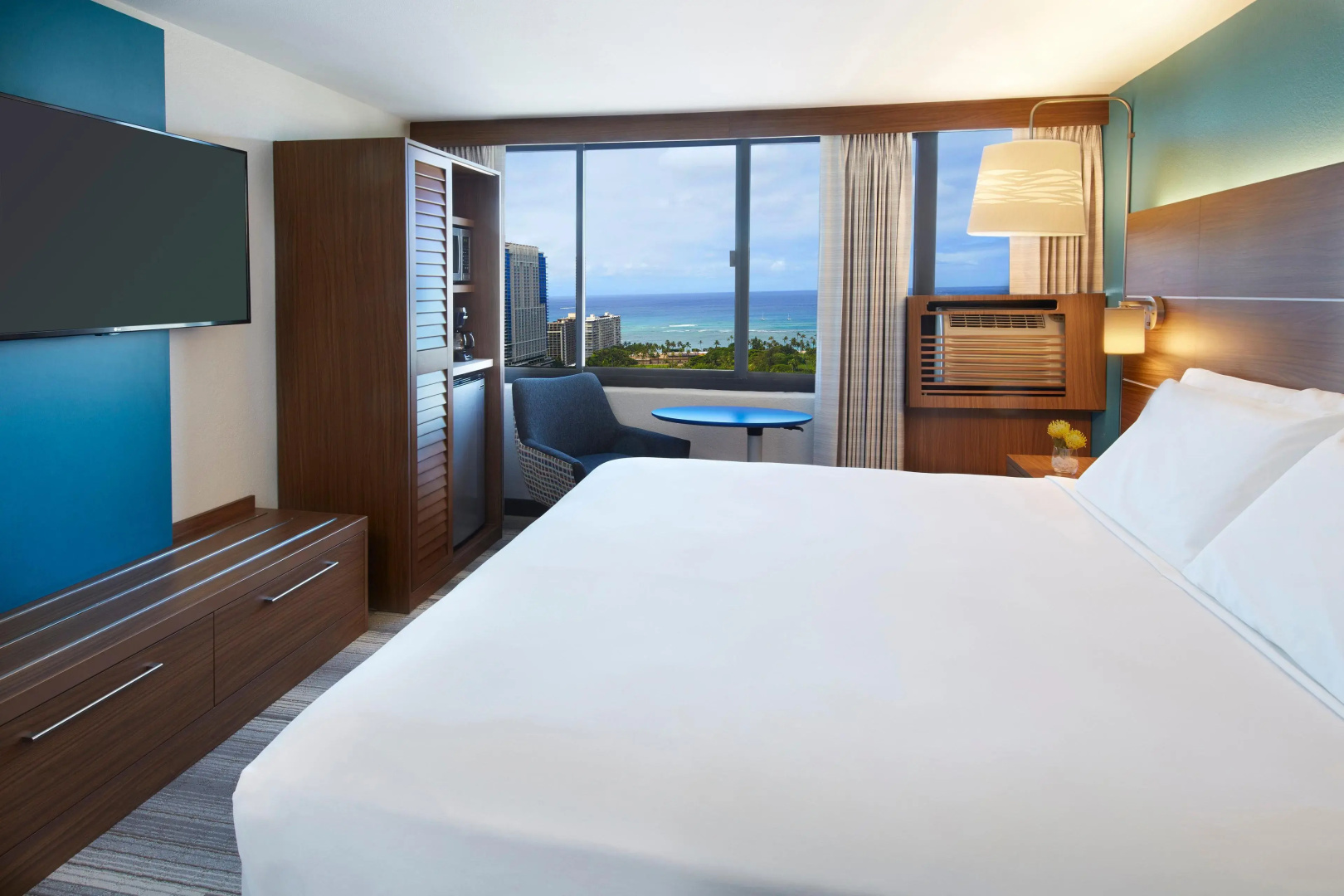 Holiday Inn Express Waikiki