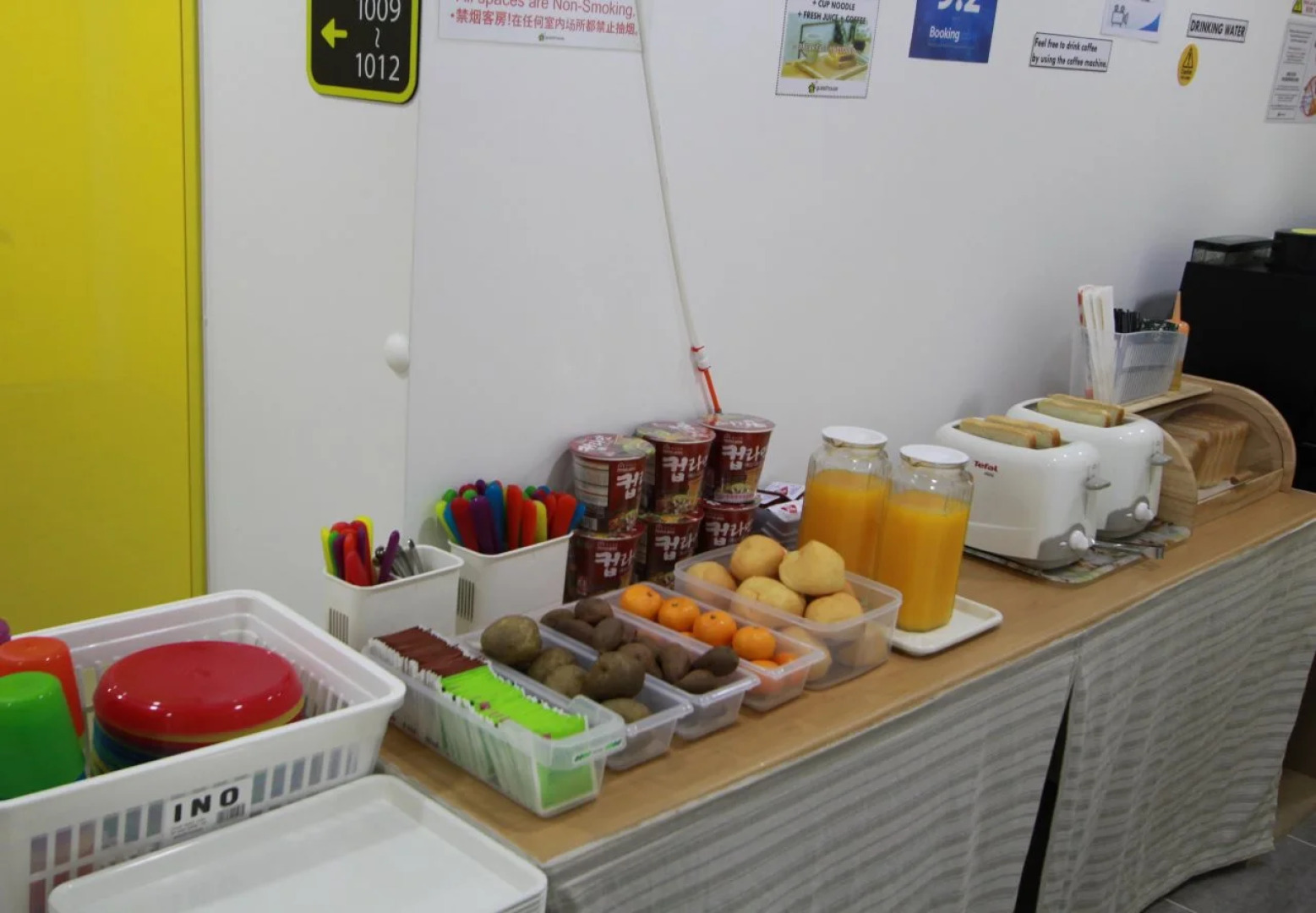 24 Guesthouse Myeongdong Town