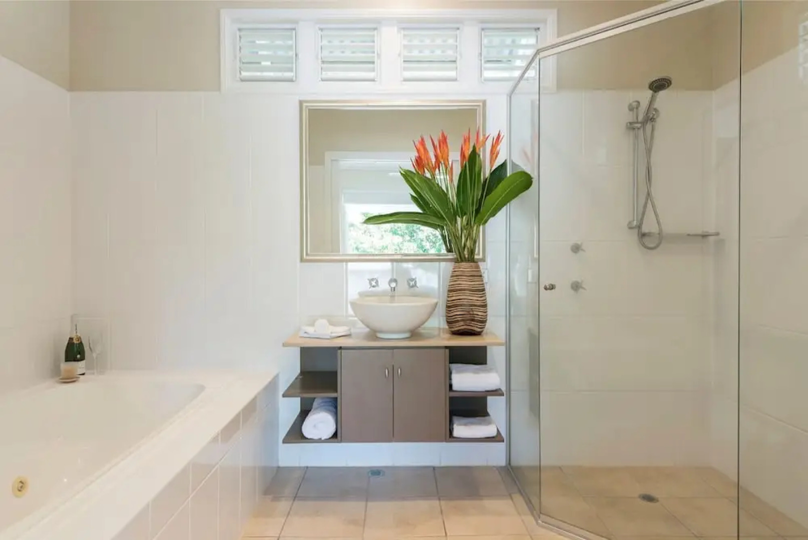 Villa 10 On Grant St Luxury Villa