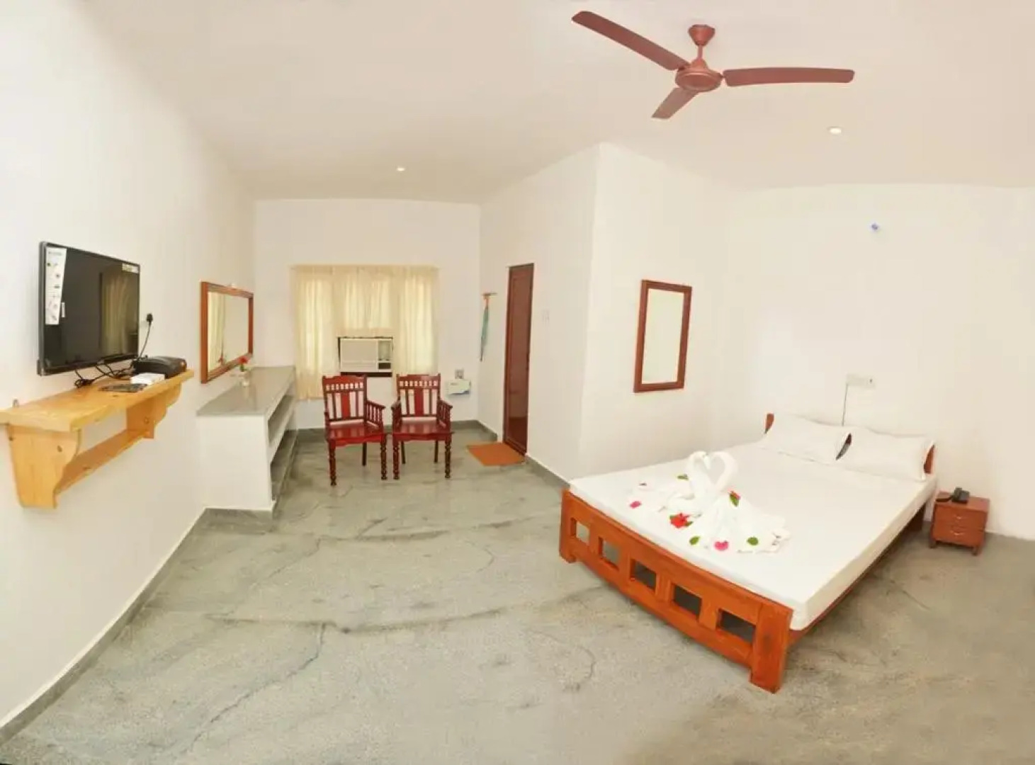 Alice Paradise by Moonrakers