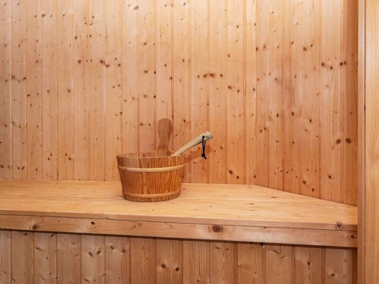 Quaint Holiday Home in Hemmet Jutland With Indoor Whirlpool