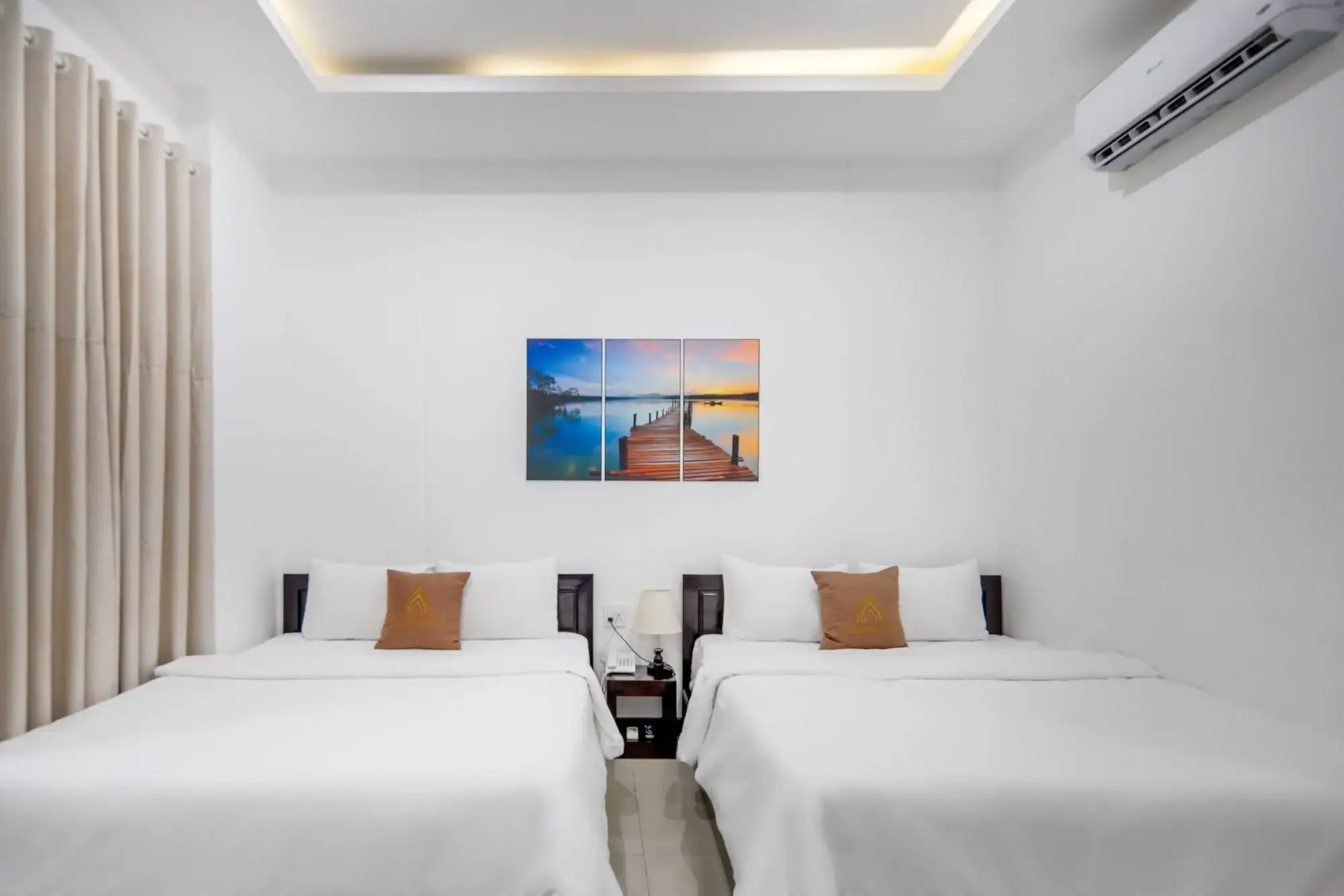 Phuong Dong Hotel & Apartment