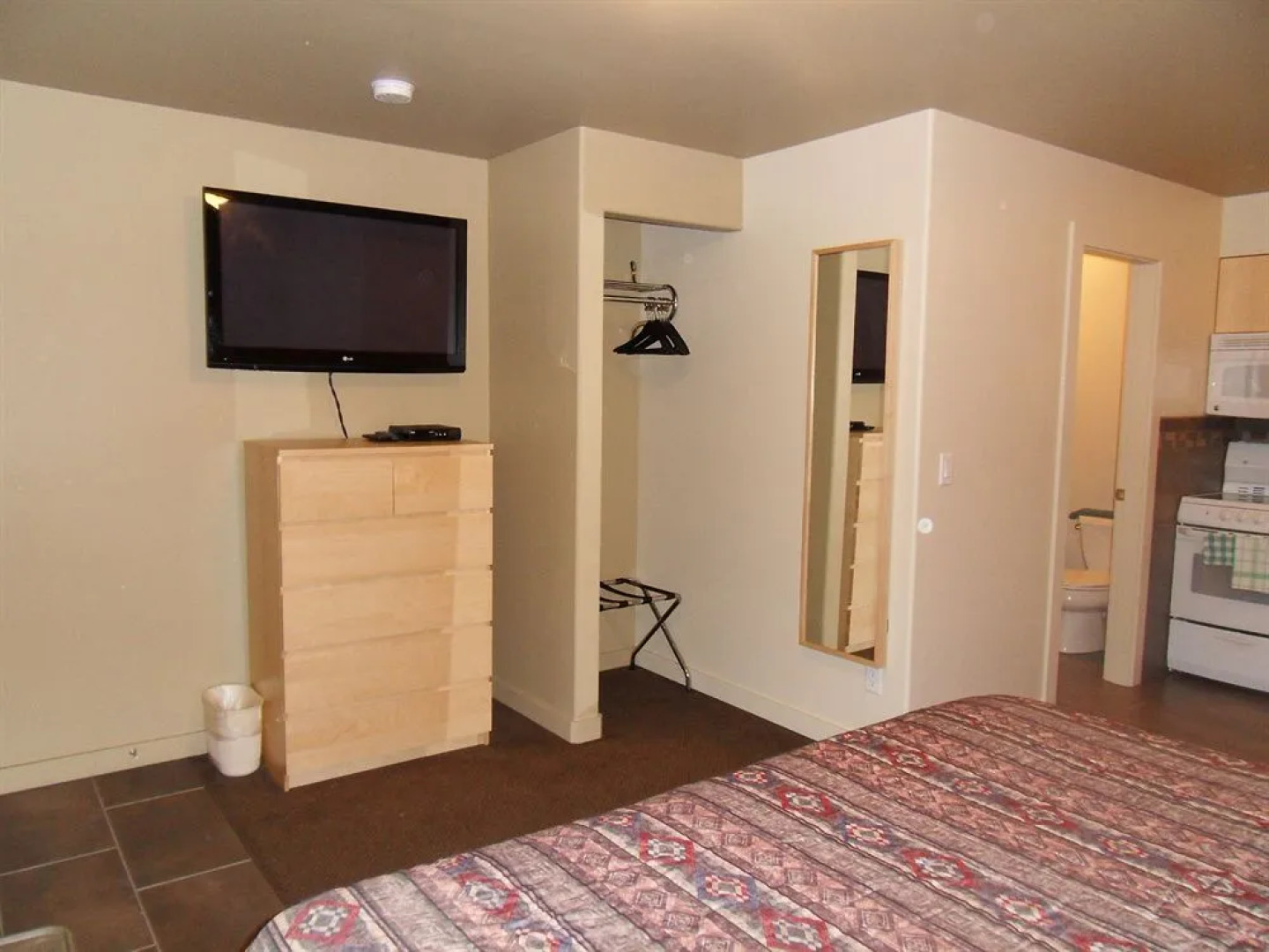 The Hitching Post Motel