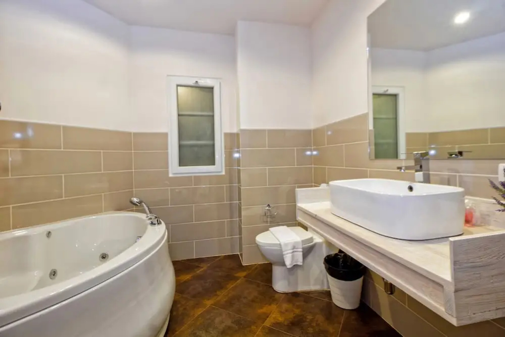 Karon Butterfly House