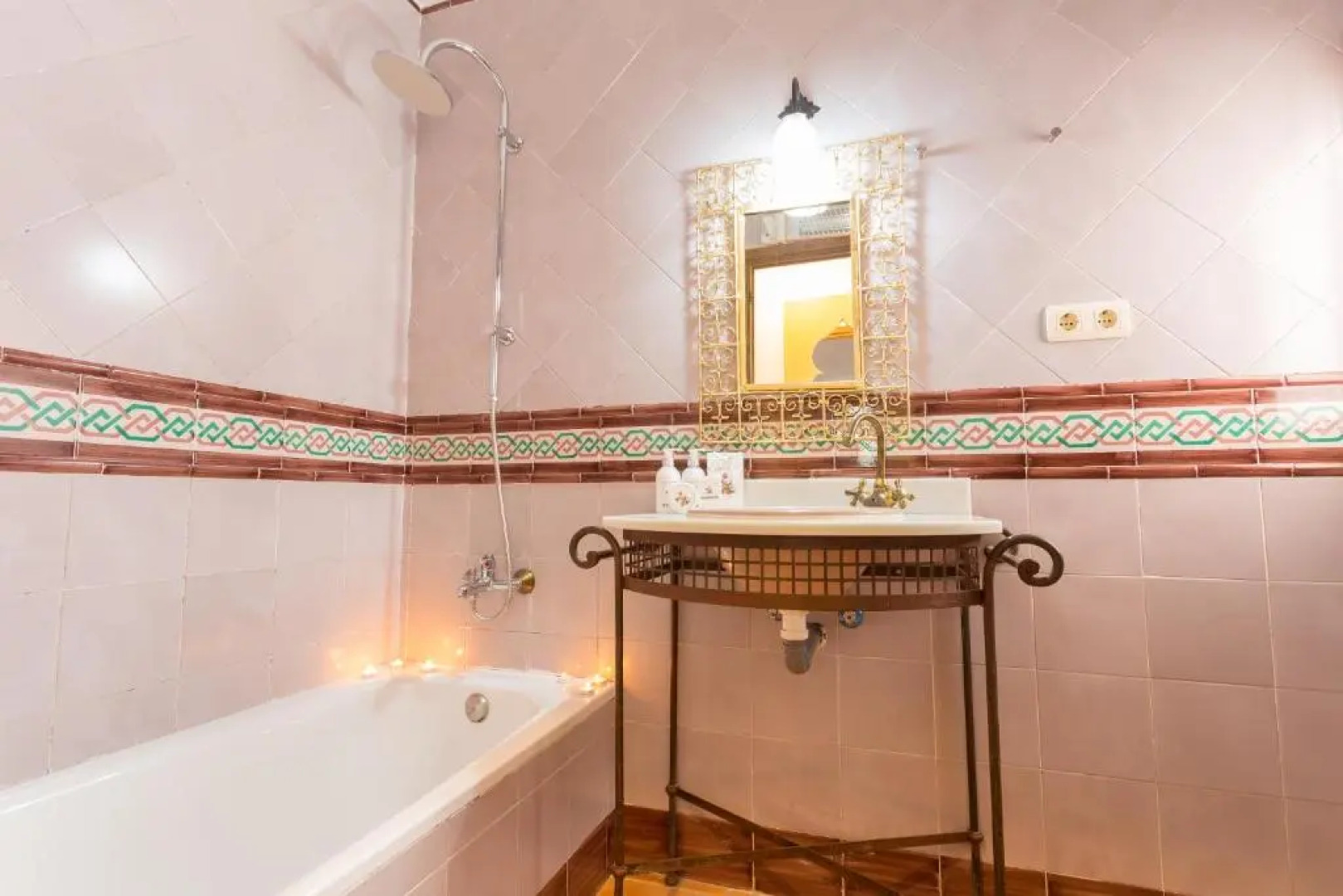 Carmen Vistas de la Alhambra