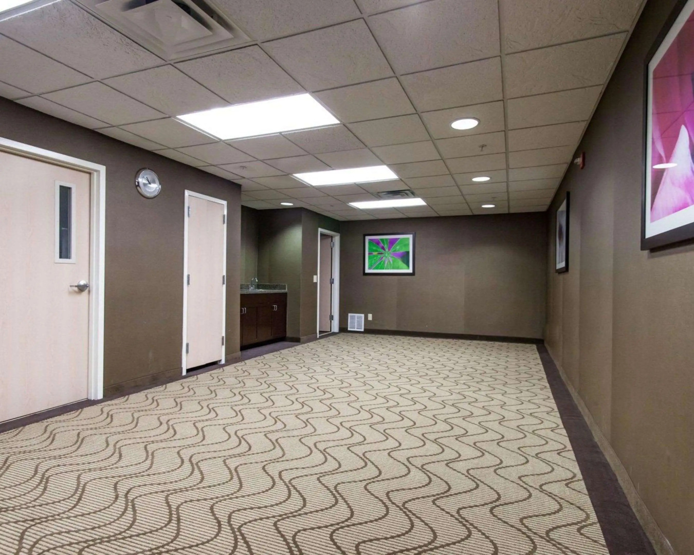 Comfort Suites Tulsa Central