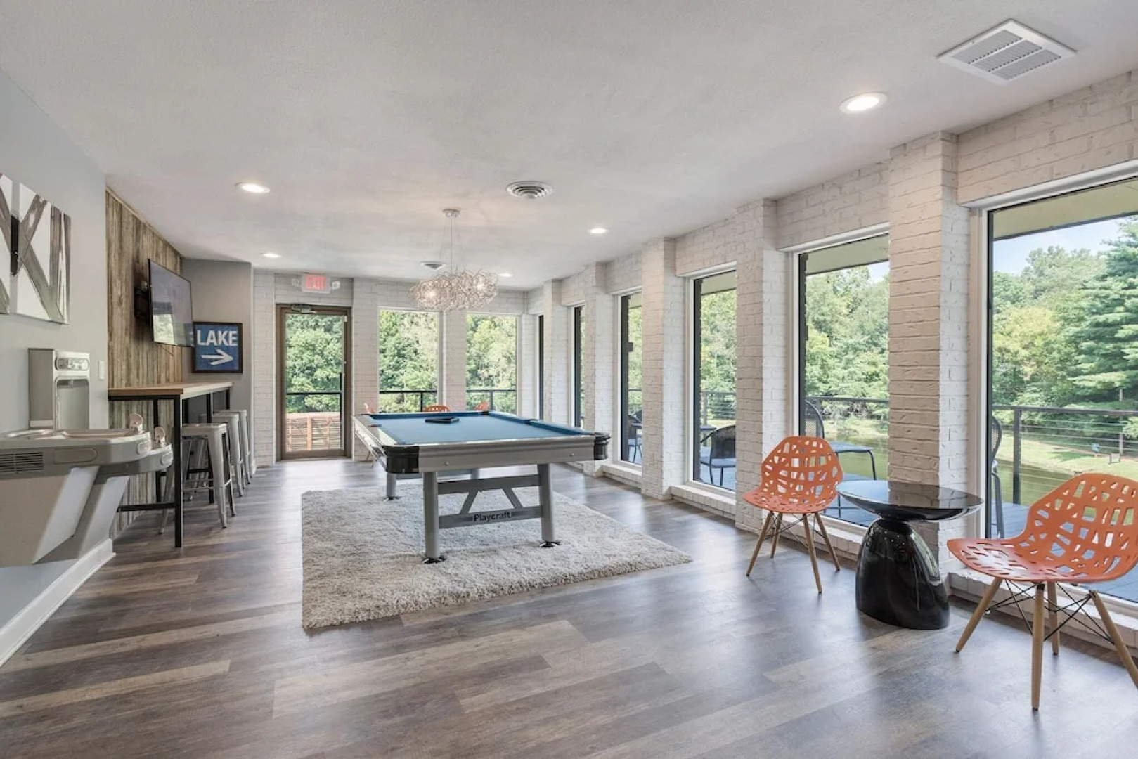 Relaxing St. Louis Getaway + Resort Amenities