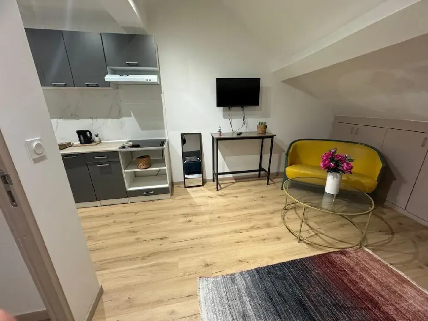 Gîtes by Hôtel Les Reflets Jaunes