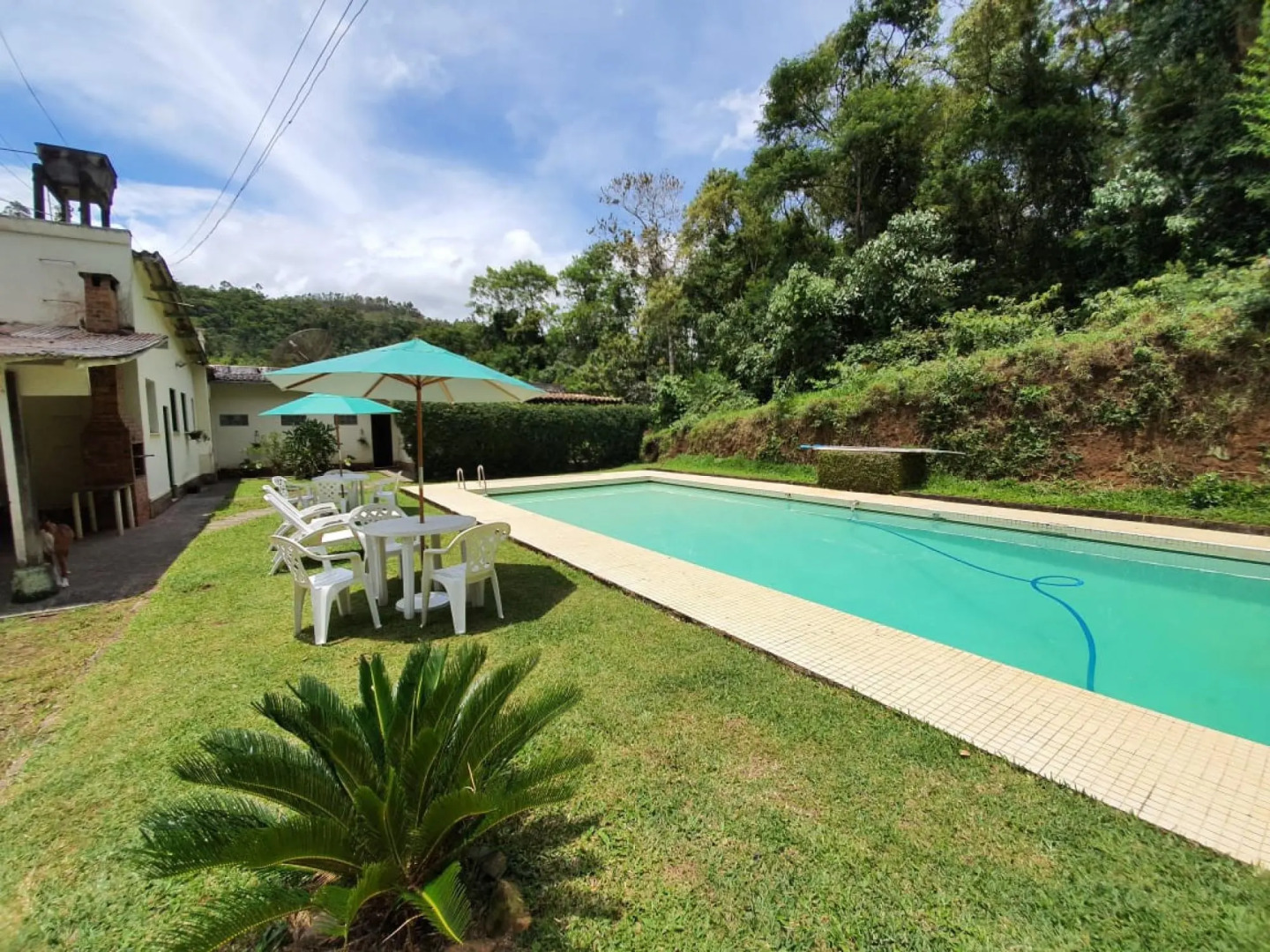 Pineapples Frib174 Country House for 20 pax