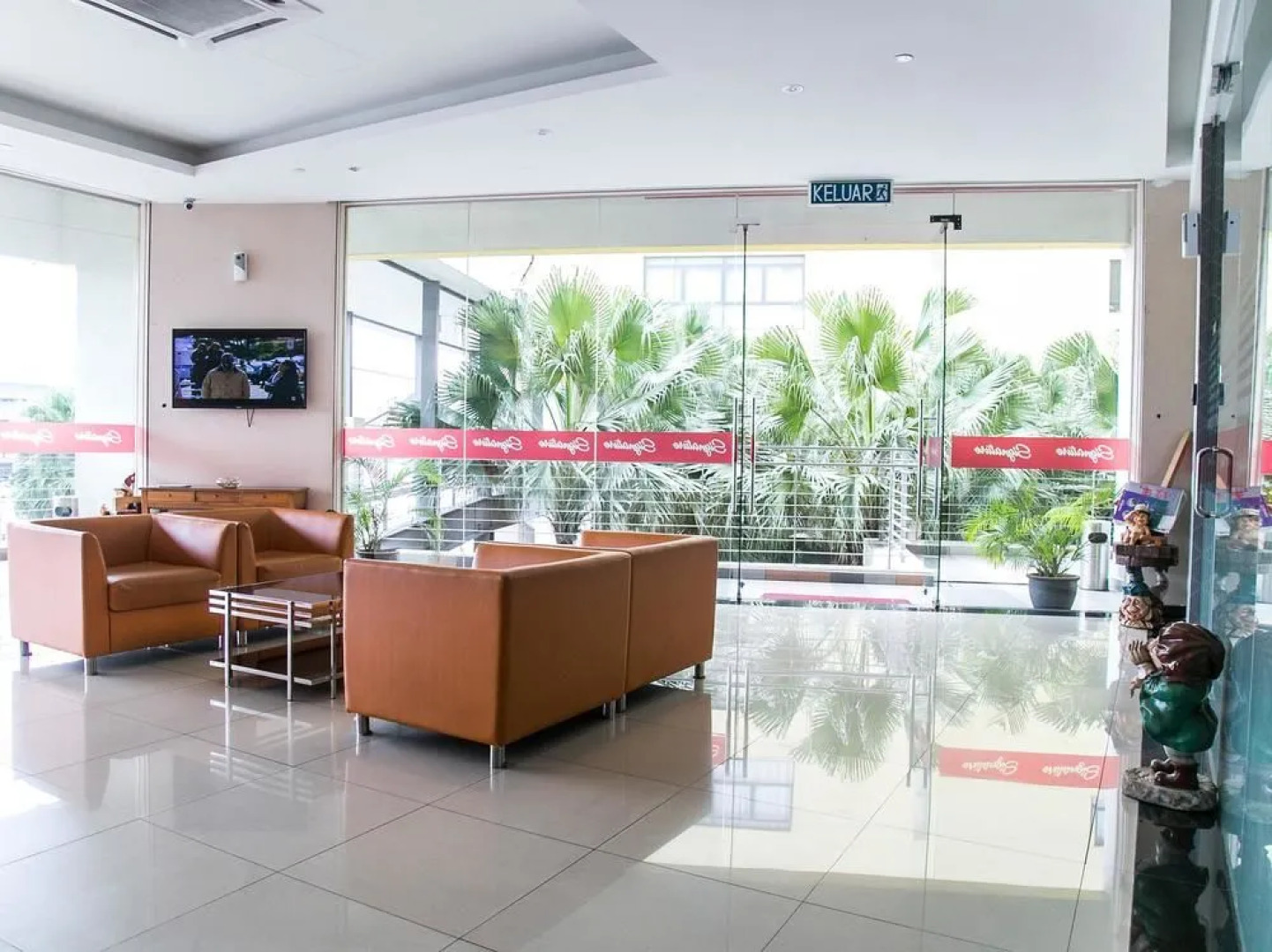 OYO 158 My Signature Hotel