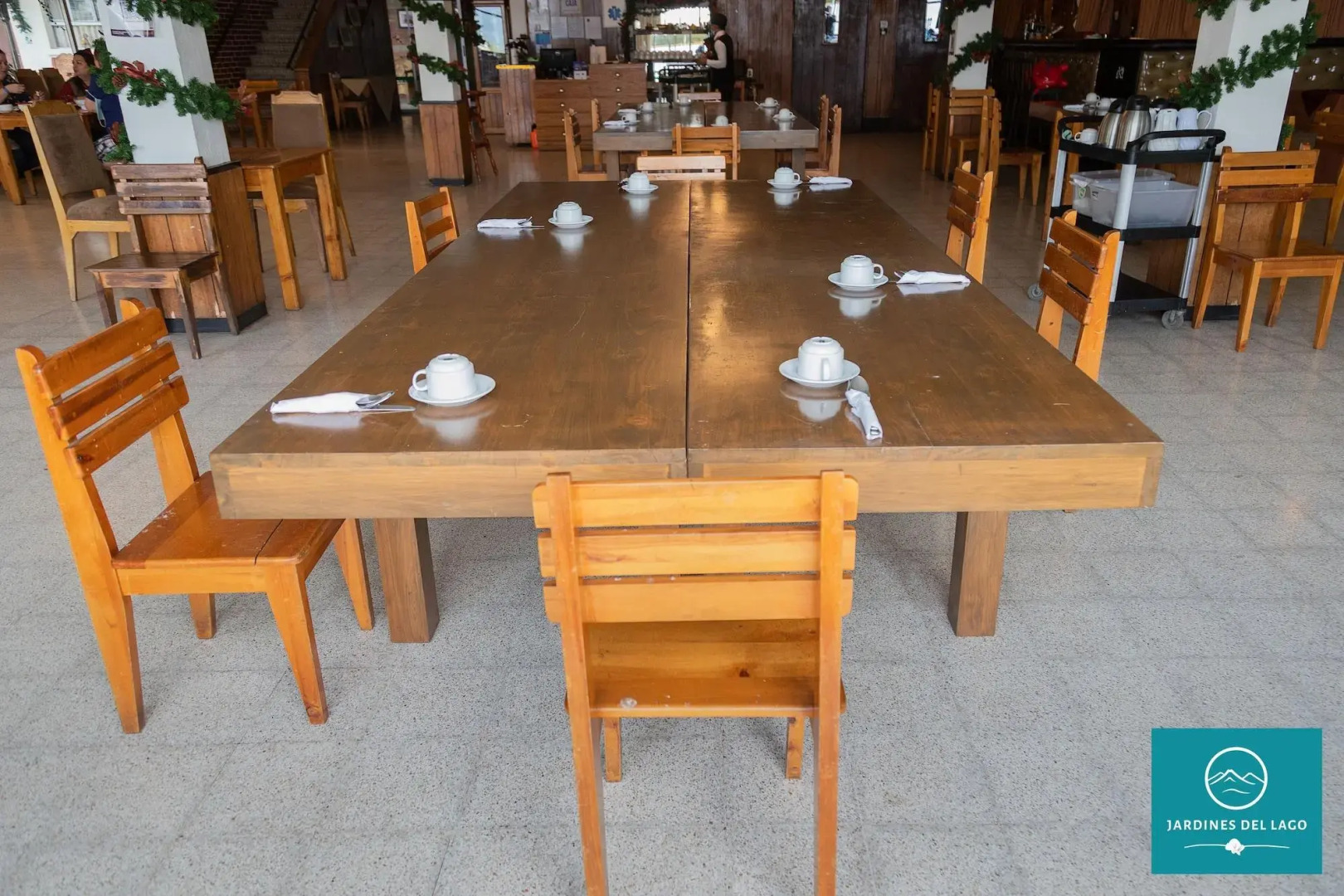 Hotel y Centro de Convenciones Jardines del Lago