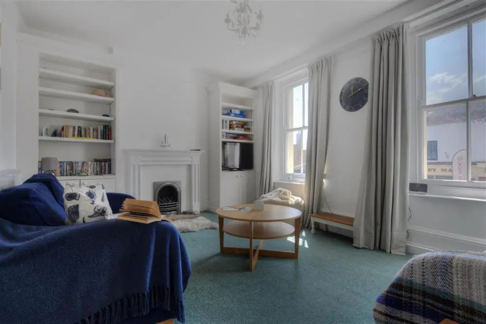 Apt 3, 20 Broad Street