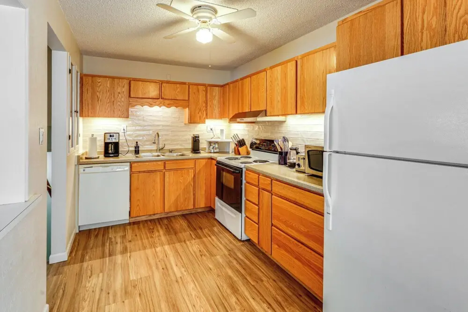 Riverside Retreat: Cozy Fairbanks Home w/ View