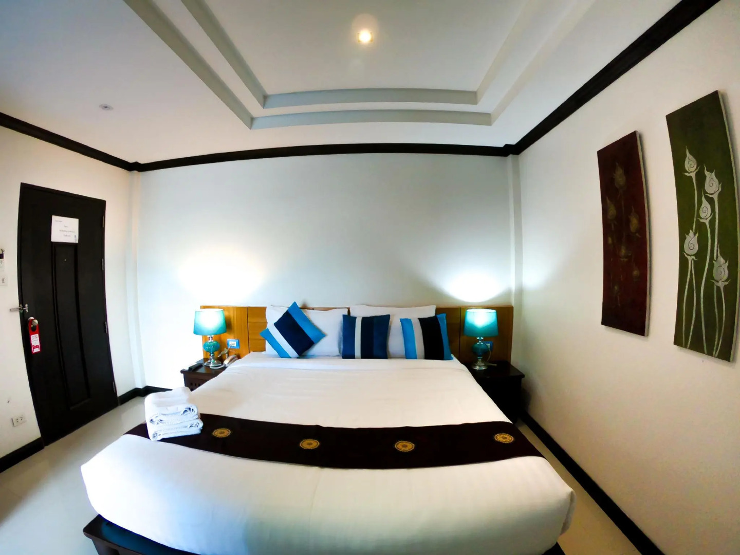 Queen Boutique Hotel